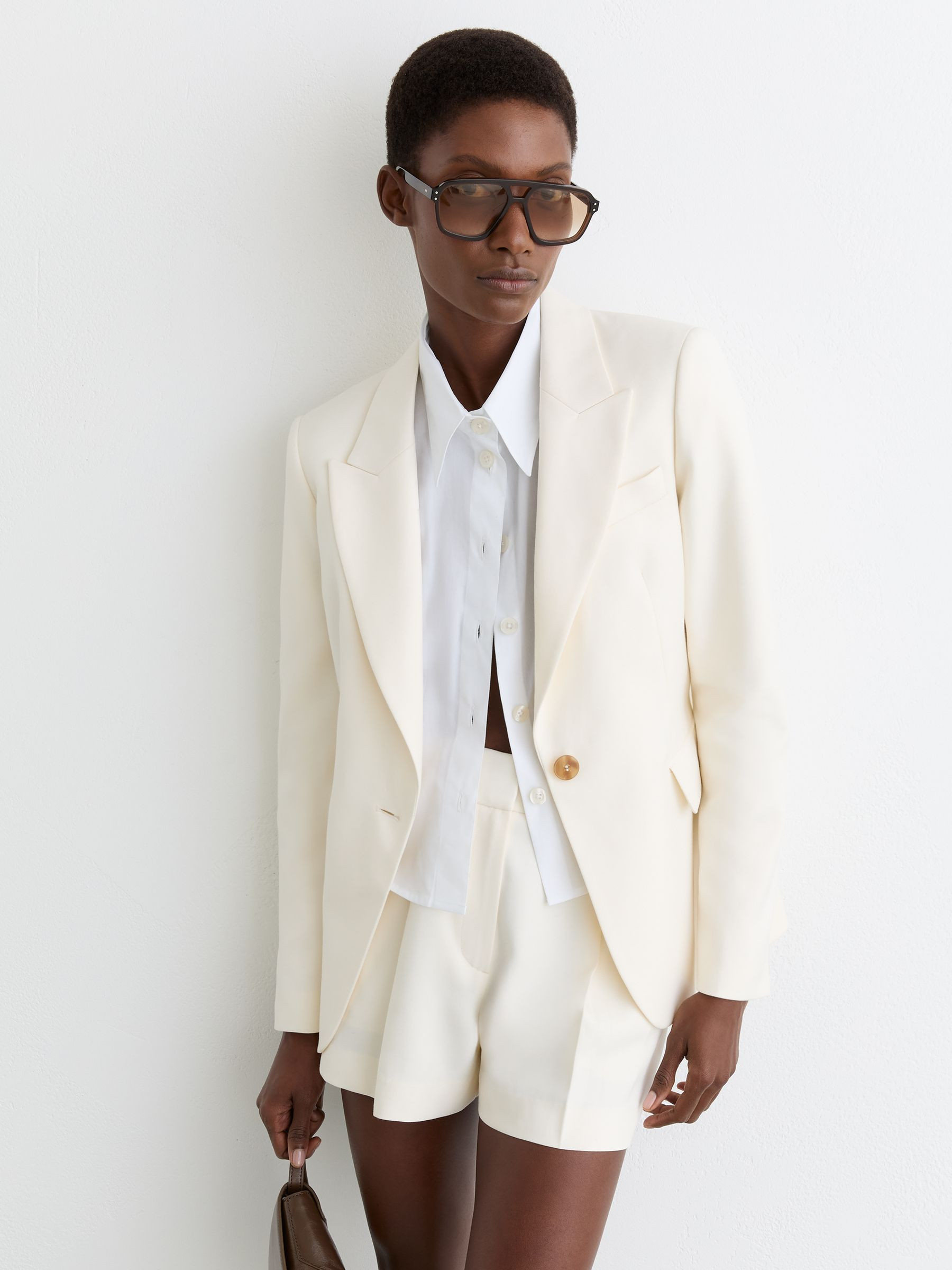 Reiss Button-Waist Tailored Shorts in Cream - REISS | Reiss UK