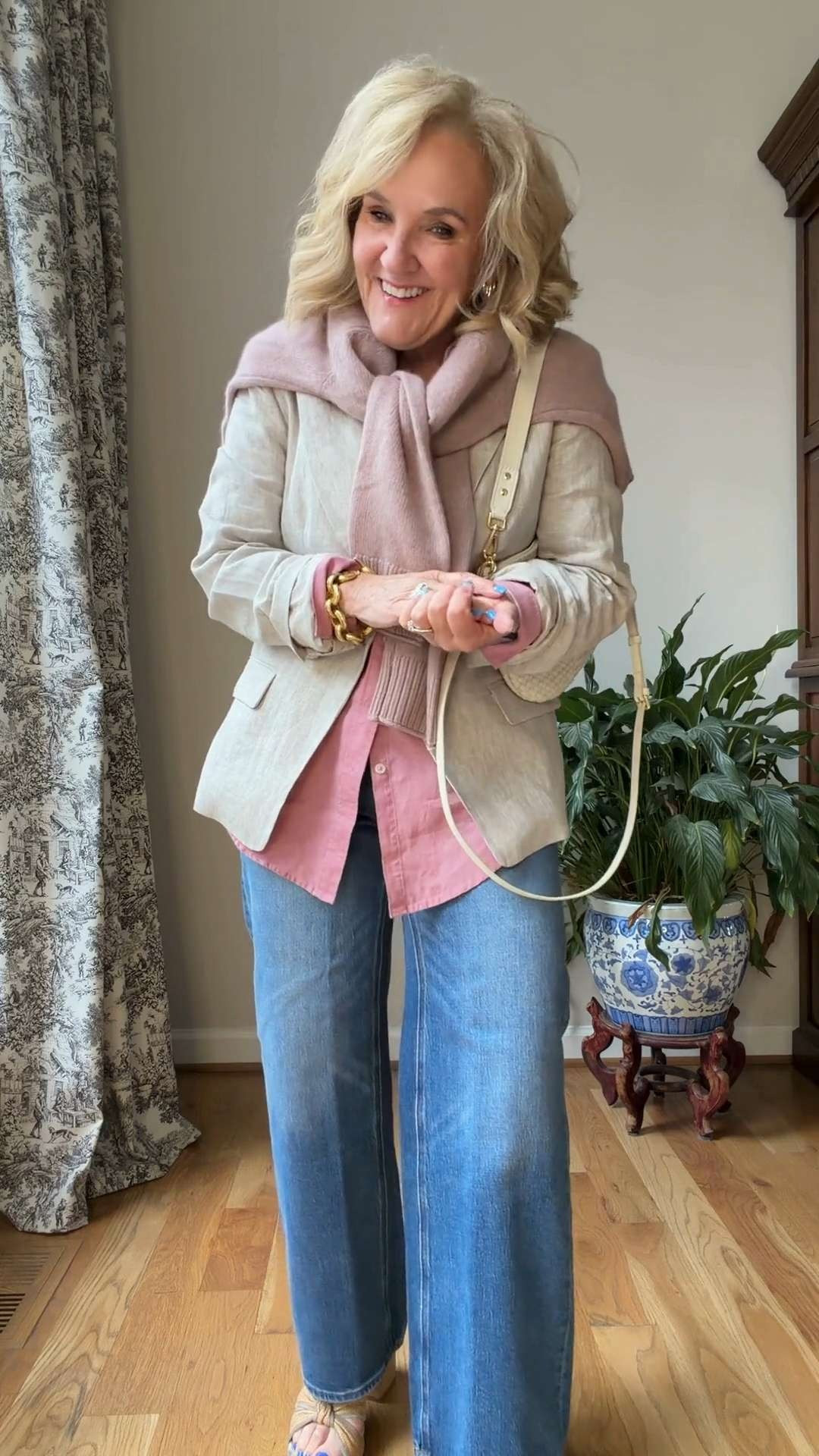 This linen blazer is a wardrobe staple for spring and fall. Layer it over a button-down and finish the look with a cashmere sweater draped over your shoulders for an effortless, polished outfit that’s both practical and on trend.

💡 LTK MADE EASY

❤️ Heart = Support my posts
🔖 Save = Get sale & restock alerts
📋 Lists = Keep favorites organized
📲 Share = Send to yourself for later
💬 Comment = Ask me anything 

 #LTKootd #LTKOver40 #LTKSaleAlert