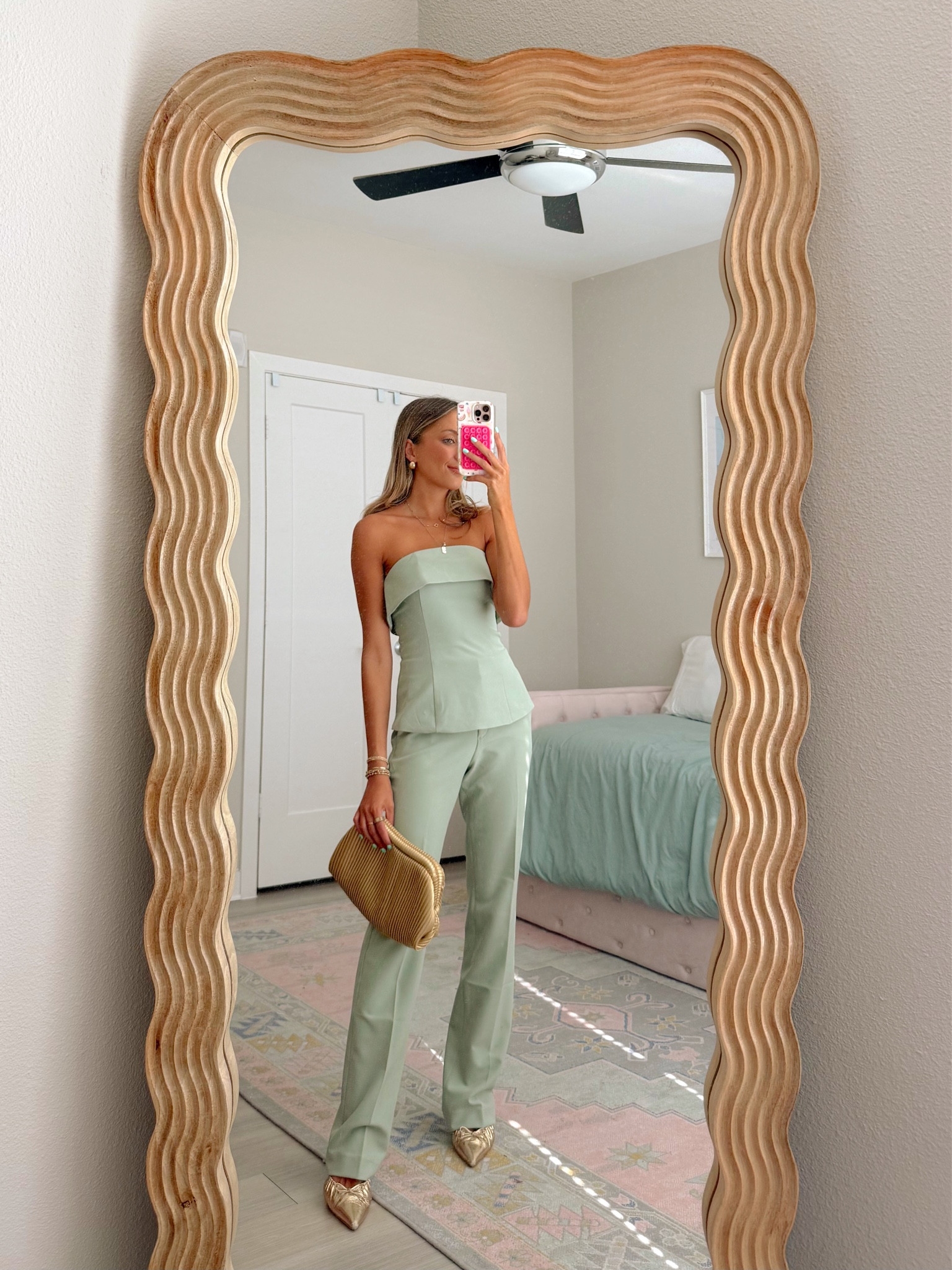 cutest spring business casual outfits from express! 🌸 wearing a 0 and XS in these trouser pants #DressToExpress @express 

#LTKootd