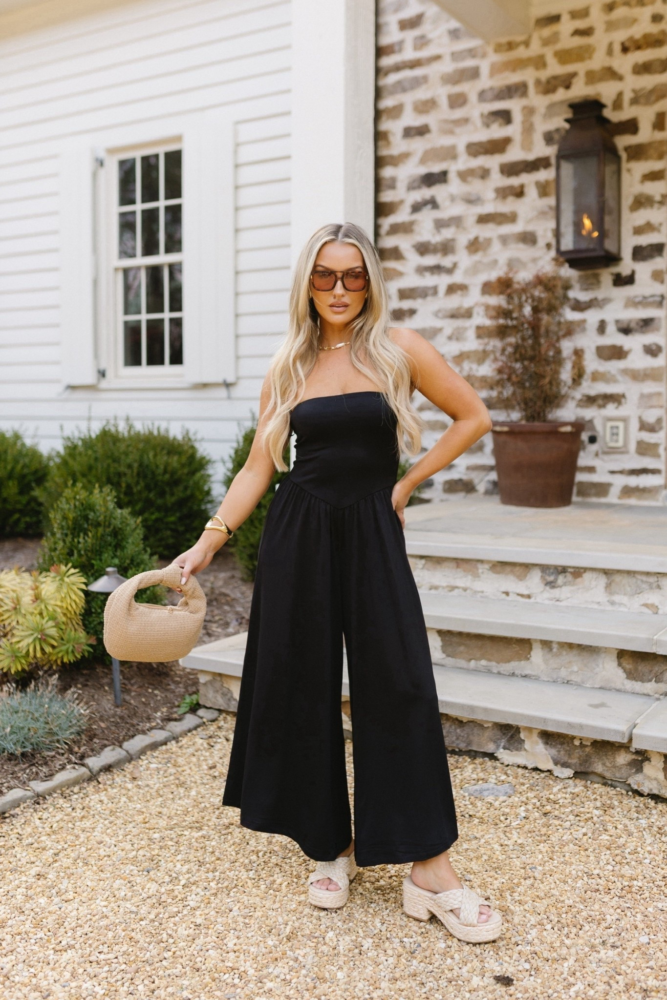 Running errands or travel fit when you want to look put together with something so simple! 

#LTKootd