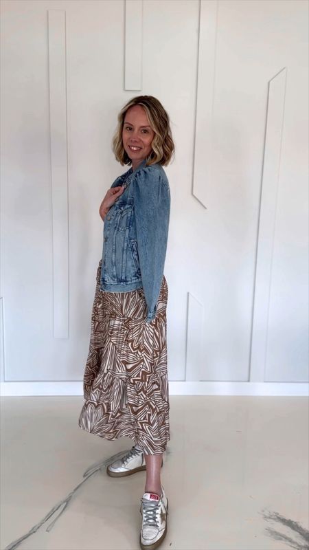 Loving this skirt set from Vici! Perfect for vacation or a day of shopping! 
Fashionably late mom
Spring fashion
Vacation outfit
Brunch outfit
Denim jacket
