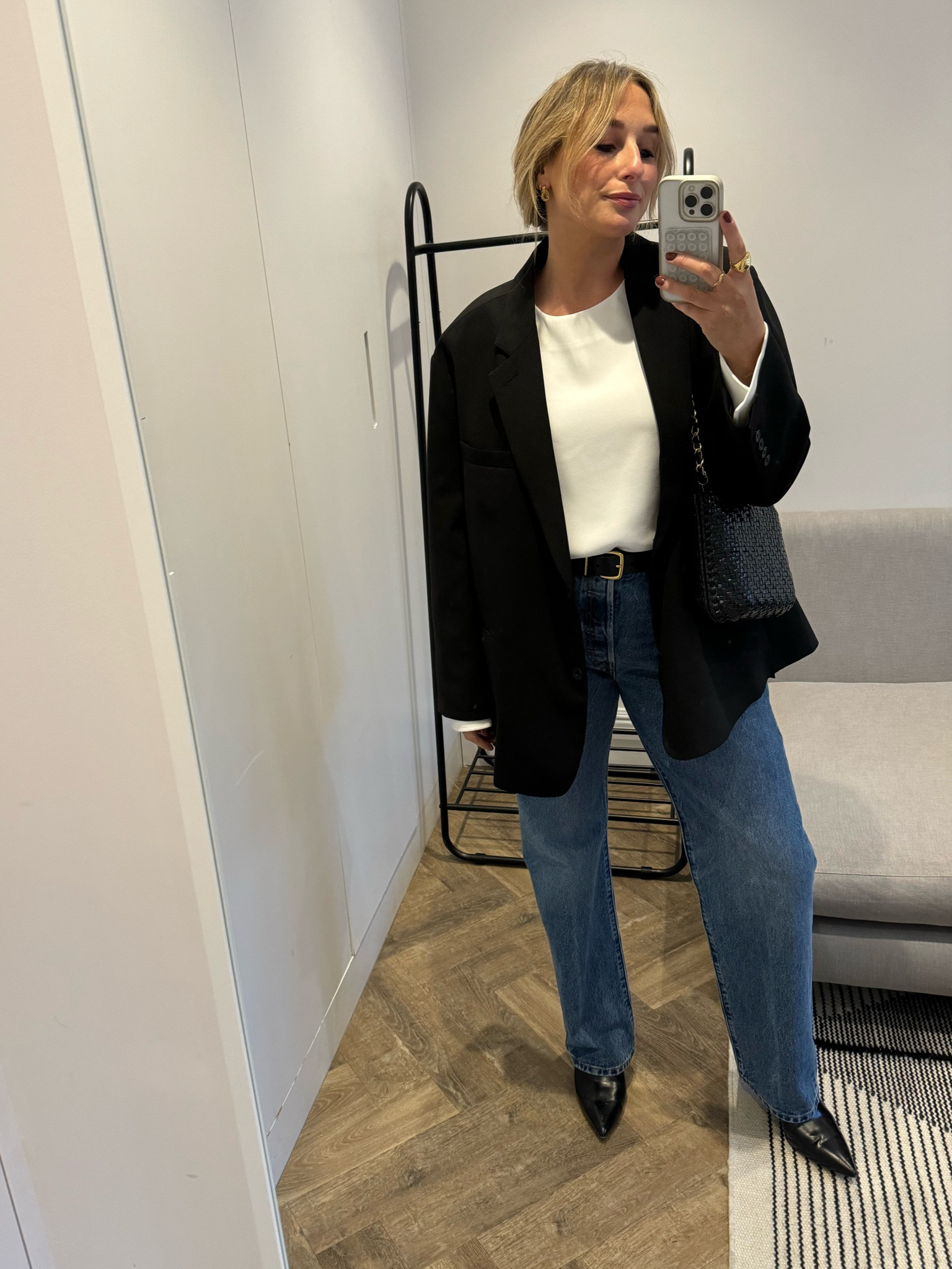 My go to outfit for dinners 

Jeans 
Baggy jeans
501 jeans
Levi jeans
Blazer 
Black blazer
Dinner outfit 
Nude lipstick 

#LTKuk #LTKeurope #LTKautumn