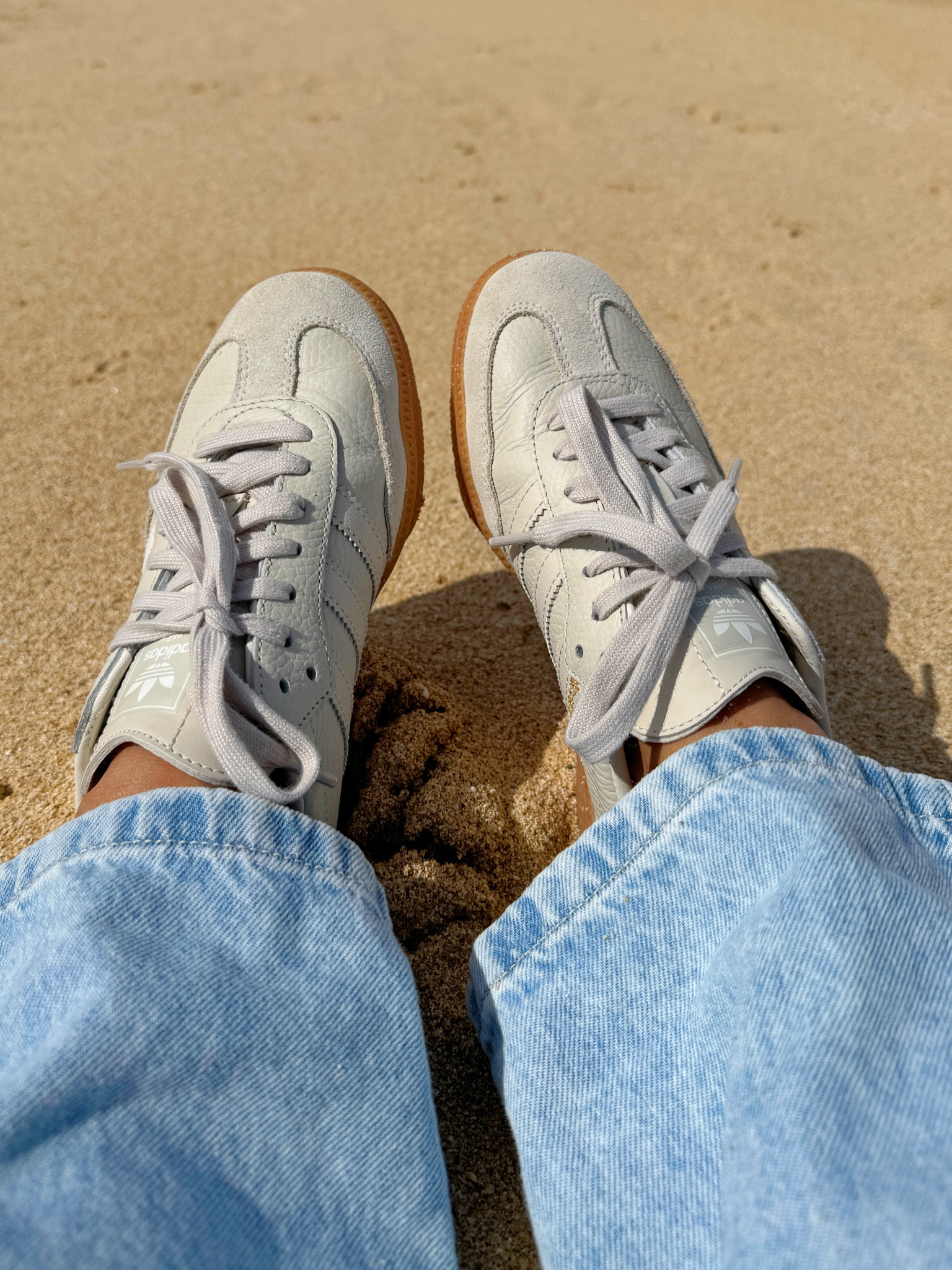 Adidas samba og sneaker

Adidas shoes, Adidas, travel shoes

#LTKfitness #LTKtravel #LTKSeasonal