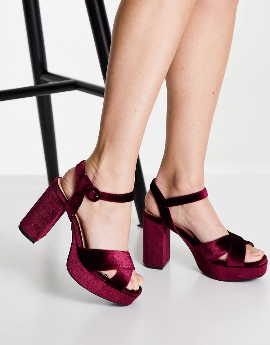 New Look chunky velvet crossover platform heeled sandals in burgundy-Red | ASOS (Global)
