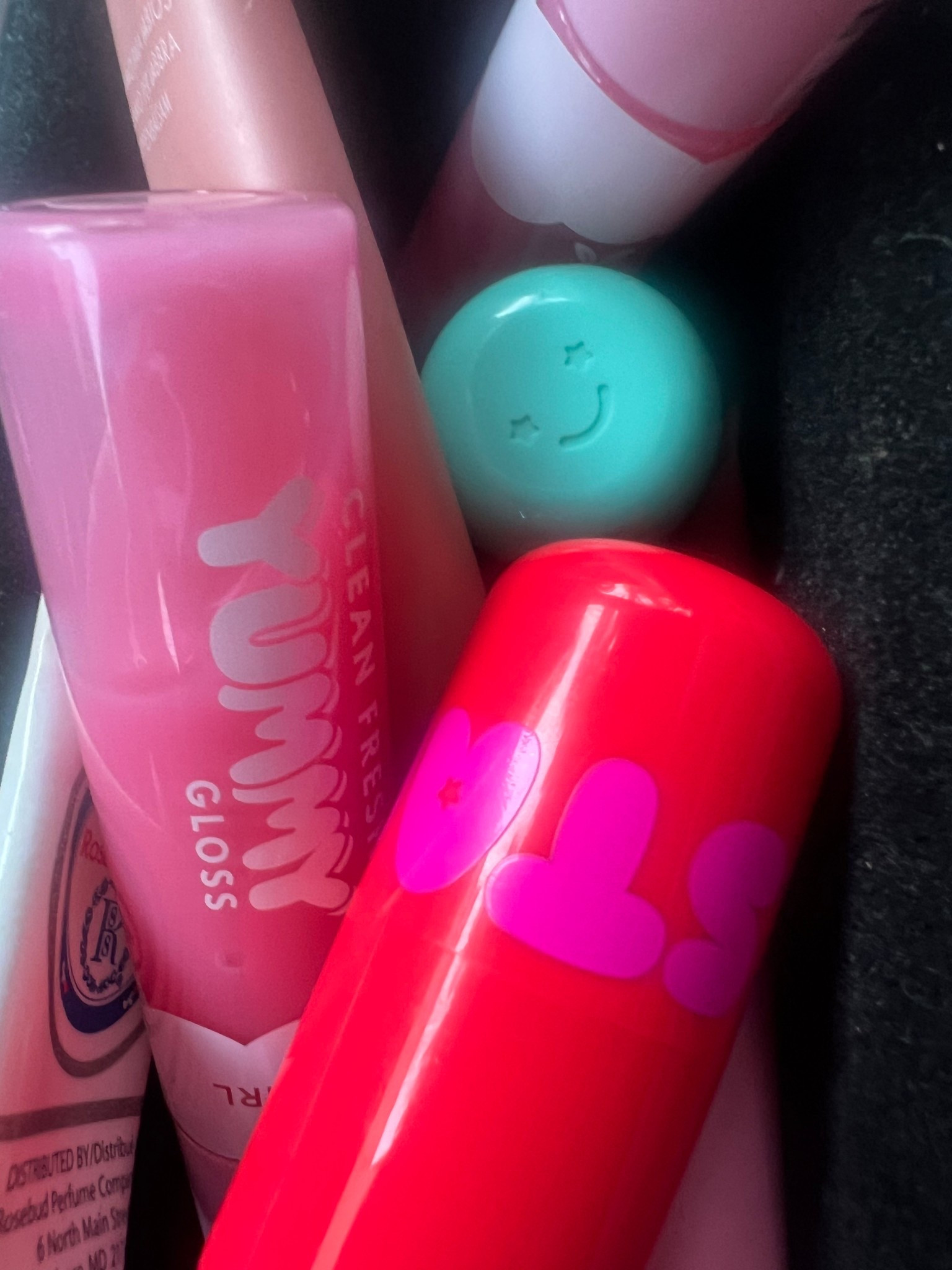 Happy National Lipstick Day! 💄 
Chatting my 5 fave glosses / balms on IG at @thesunnylala today and linking them here (along with another 3 I also really like)!



#LTKSeasonal #LTKFindsUnder50 #LTKBeauty