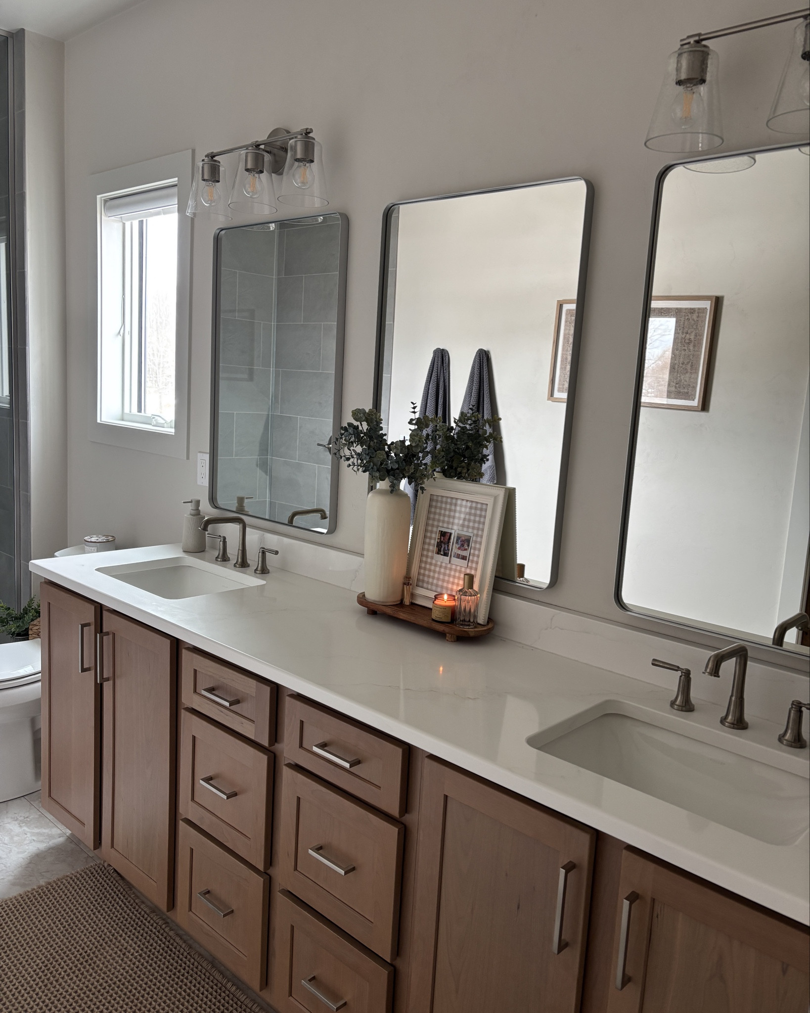 Simple master bath🫧🚿

#LTKHome