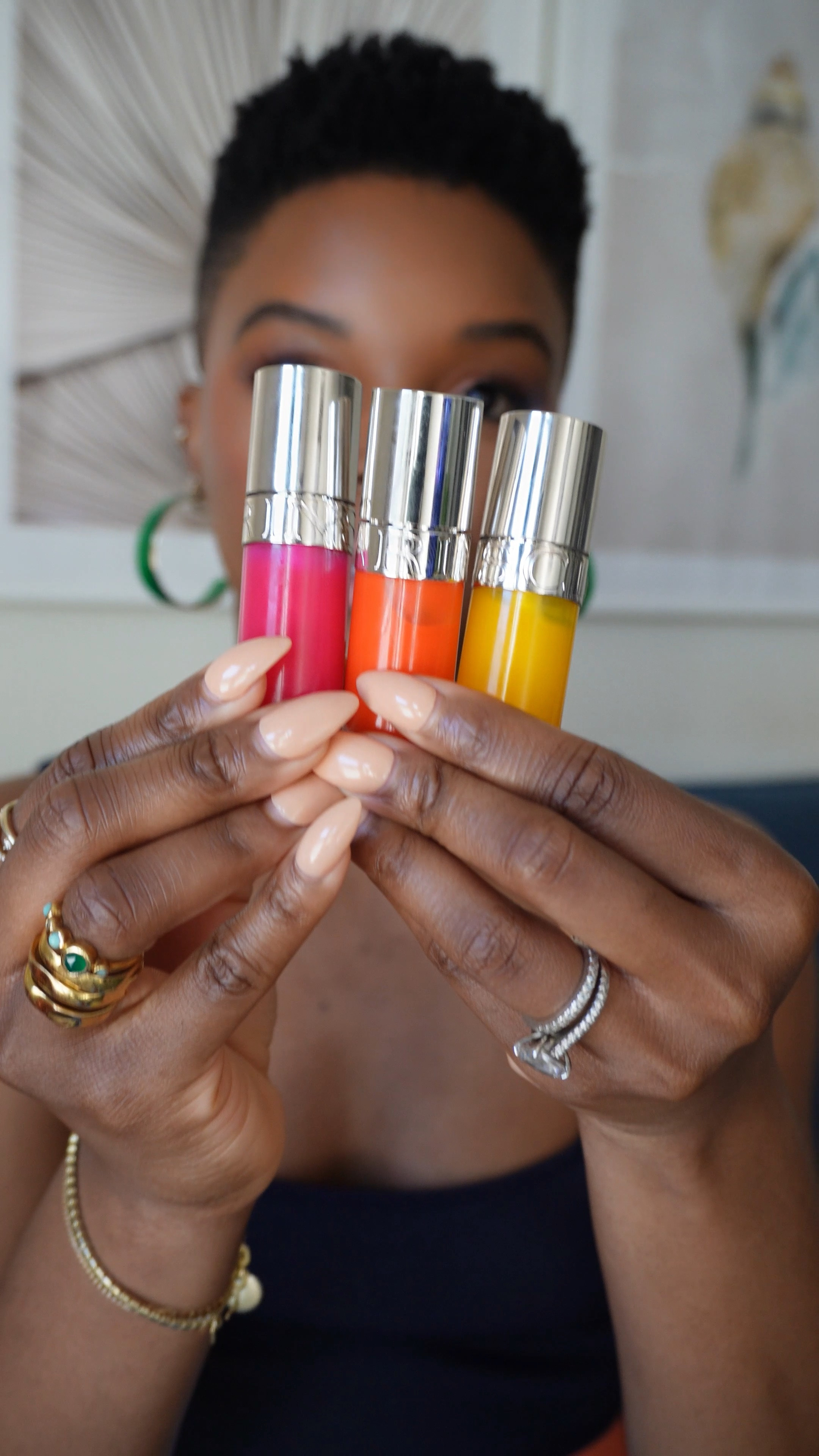 Swatching Clarins Lip Oil 💄

#LTKVideo #LTKFindsUnder50 #LTKBeauty