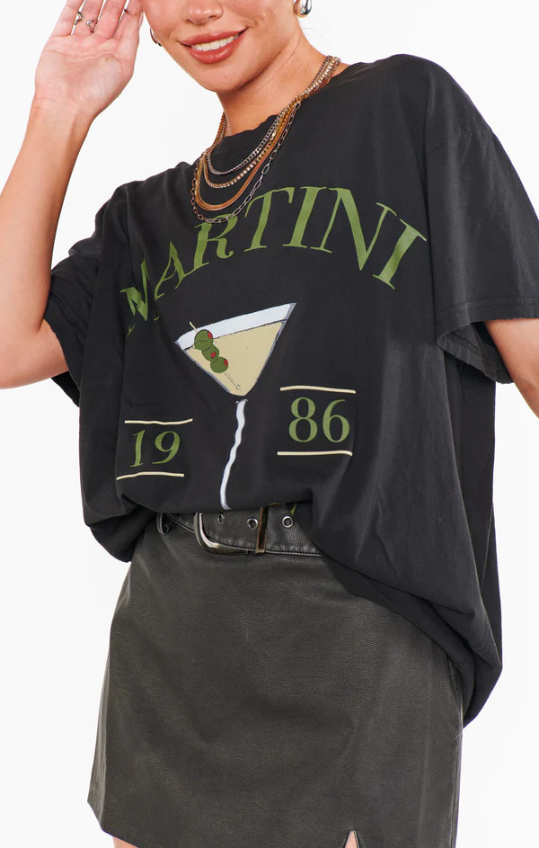 Tom Tee ~ Martini Social Club Graphic | Show Me Your Mumu