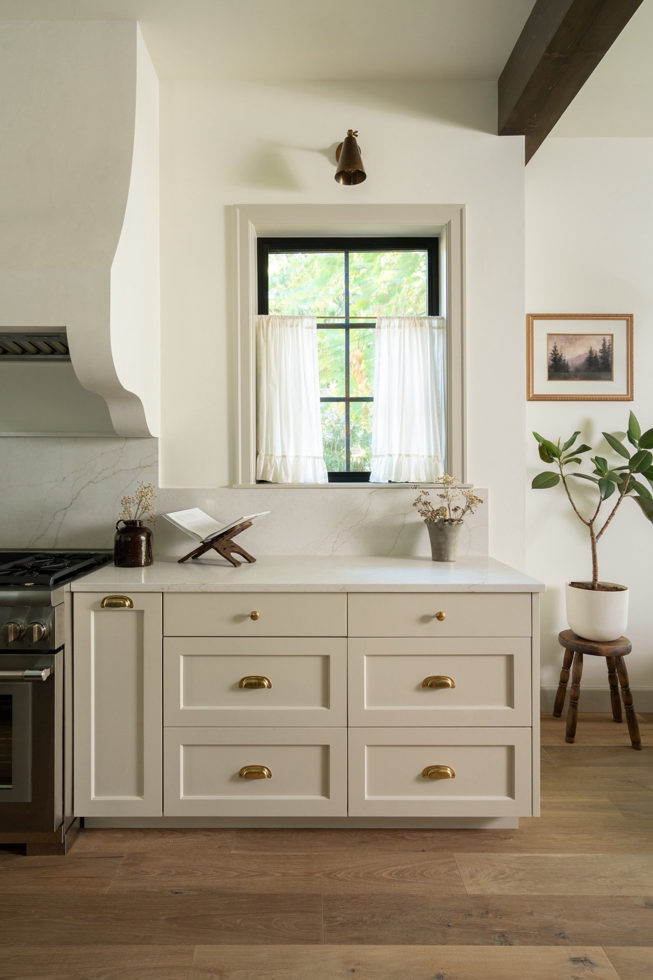 Rejuvenation pulls, bin pulls, knobs and gallery railing 

#LTKHome #LTKStyleTip