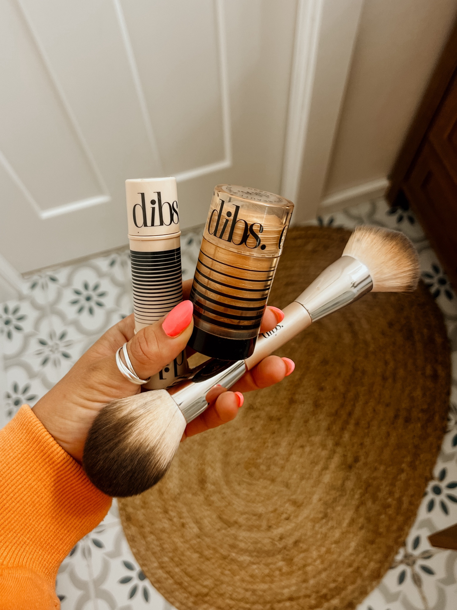 If you’ve been wanting to try dibs this is your sign! 15% off right now with SUMMER15

Truly a new staple for me especially with summer, I use these right over my tinted sunscreen & the brush blends like a dream 🙌🏽

Duo stick I used Shane 2 or 4! 
Highlight is in shade High Road 🧡

#LTKSaleAlert #LTKBeauty #LTKFindsUnder50