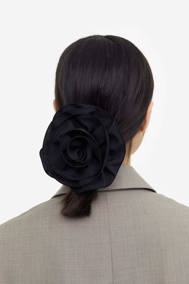 Flower-shaped Hair Clip | H&M (US + CA)