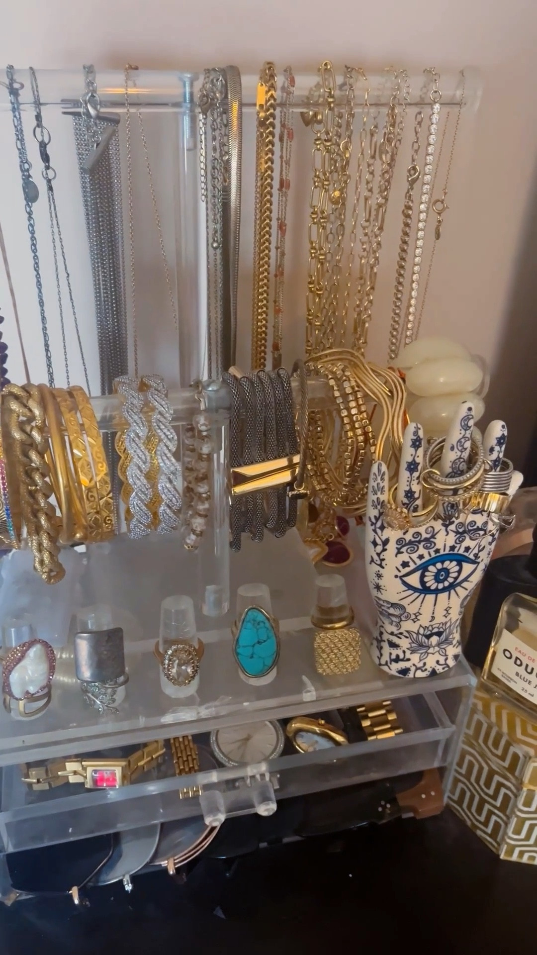 Jewelry collection
Finishing touches
Bracelets
Necklaces
Rings


#LTKFindsUnder100 #LTKSaleAlert #LTKGiftGuide