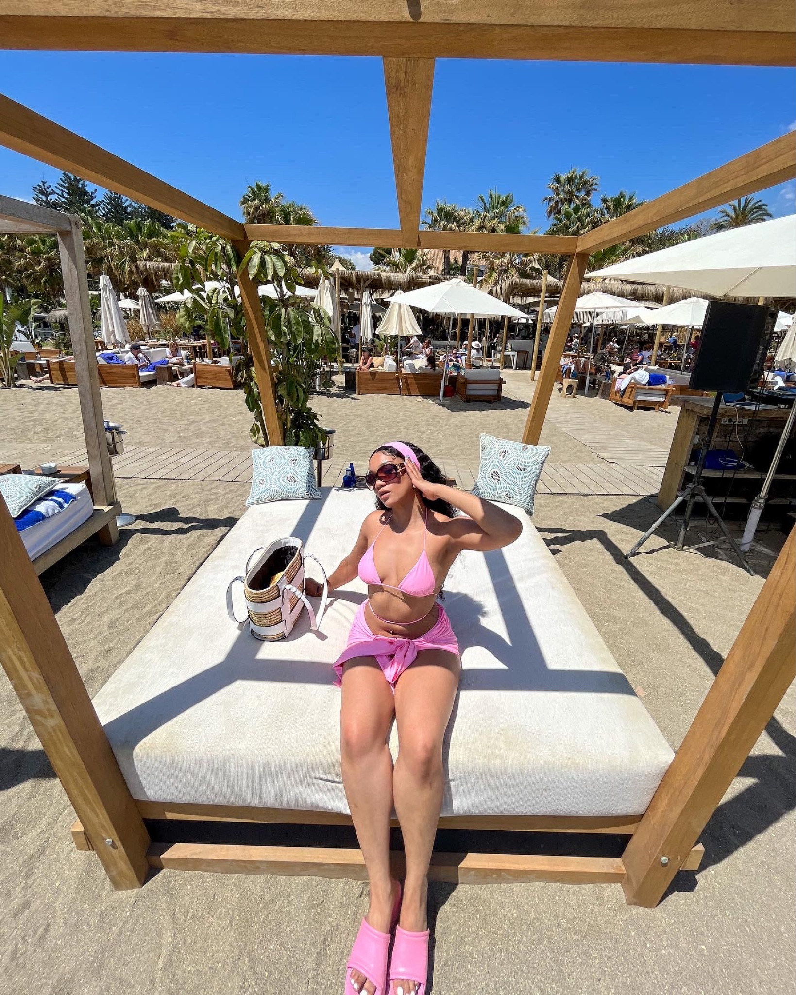 Outfit details tagged on my instagram @taxx.x