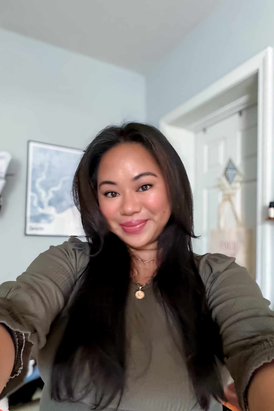 Full face makeup under $100! Minimal beauty portable and compact clean makeup on sale!

#LTKCyberWeek #LTKBeauty #LTKSaleAlert