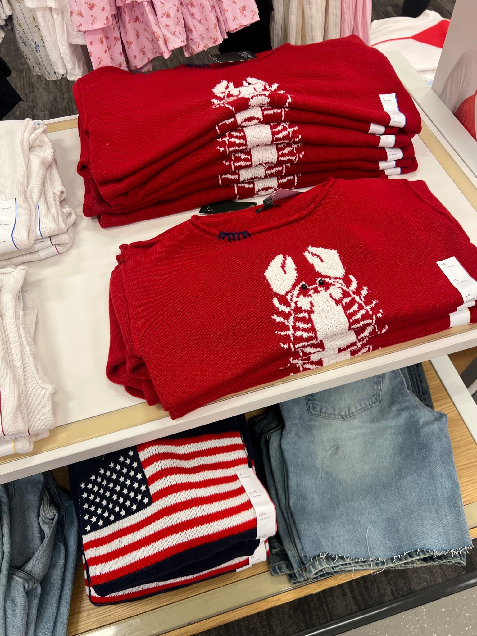 Summer Americana 🇺🇸🦞
… via these easy USA / Summer sweaters ($30, flag sweater also comes in cream)



#LTKFindsUnder50 #LTKSeasonal #LTKGiftGuide
