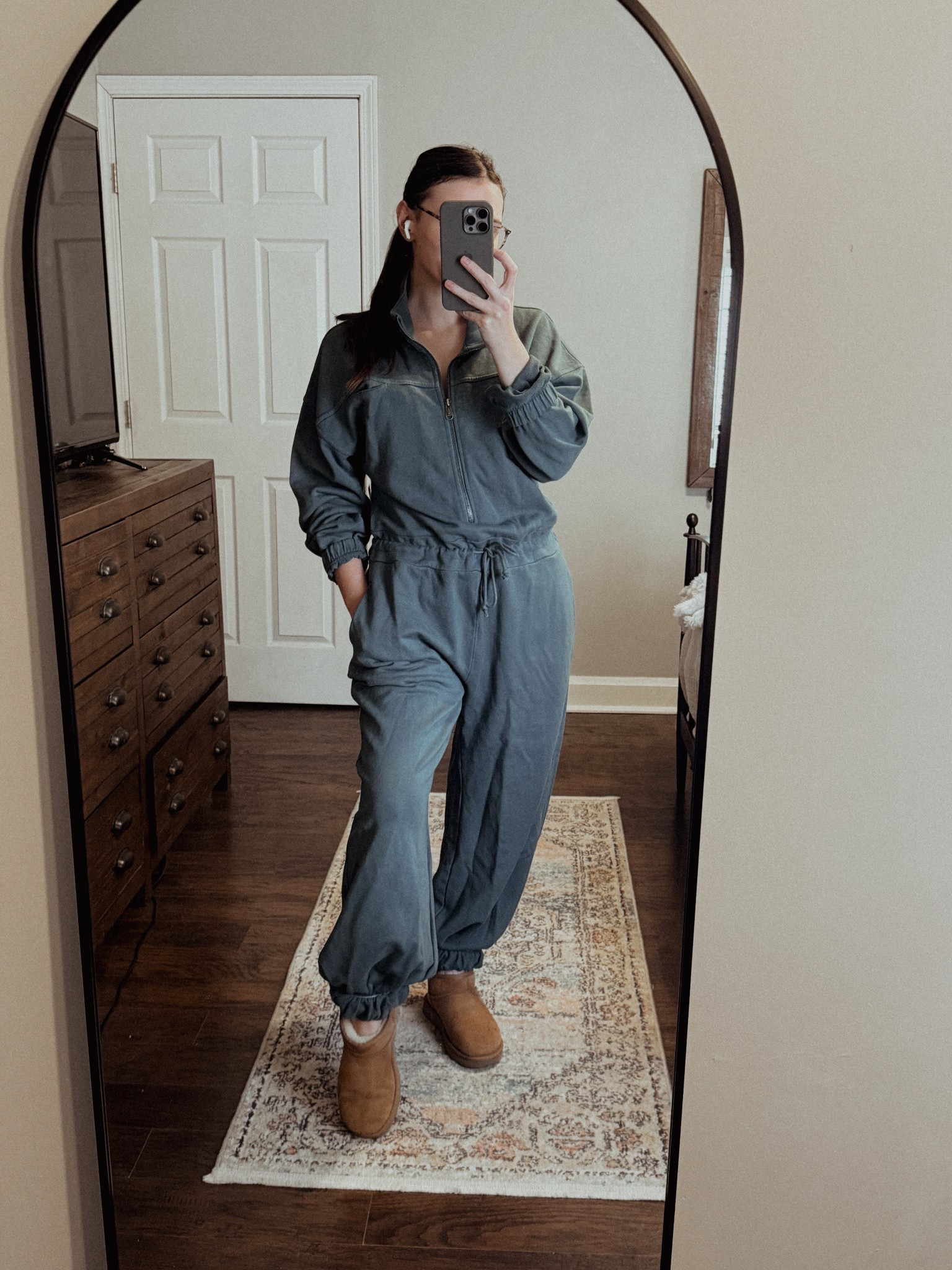 I need spring to get here snd stay with some warm weather🙃

Free people jumpsuit- thick, soft, and oversized!

#LTKmomlife #LTKgrwm #LTKootd