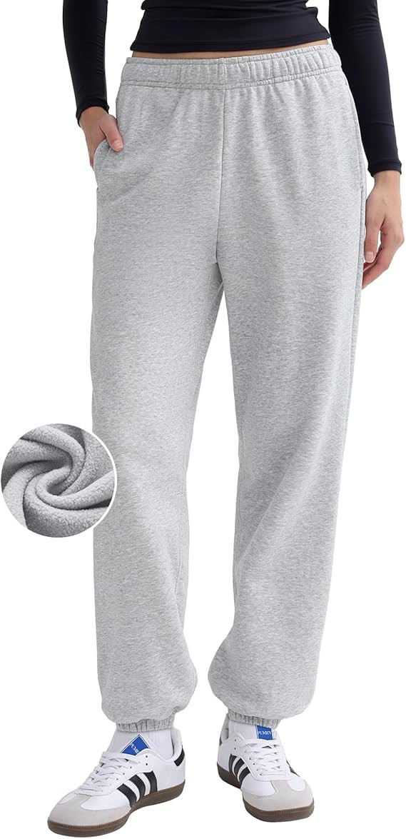 PUMIEY Women’s High Waisted Sweatpants Fleece Baggy Sweat Pants Y2K Lounge Joggers Pants Three-... | Amazon (US)