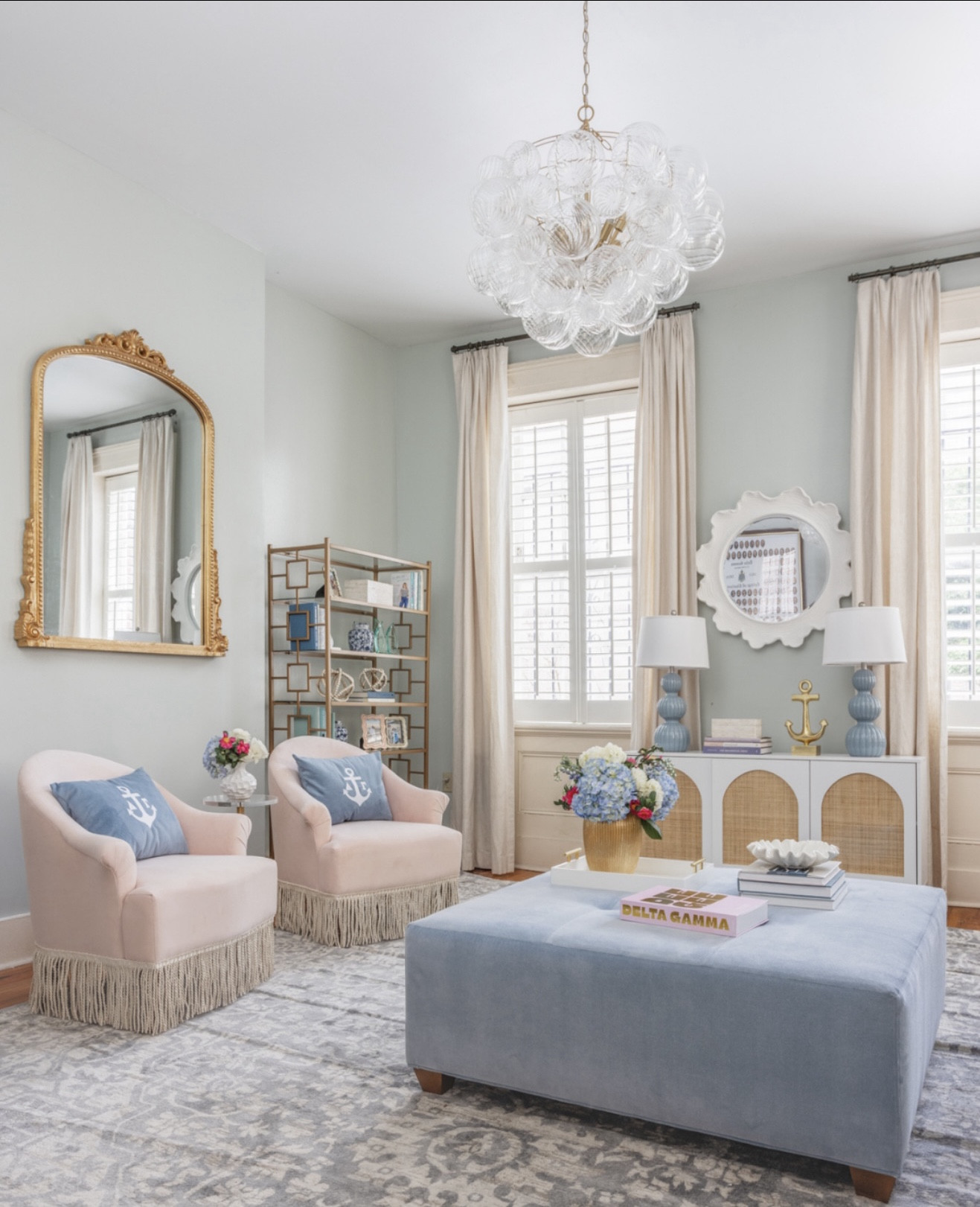Embracing color and comfort in this DG Charleston sitting room! 🌷💗

📍 College of Charleston | Delta Gamma | Eta Sigma Chapter

#LTKHome