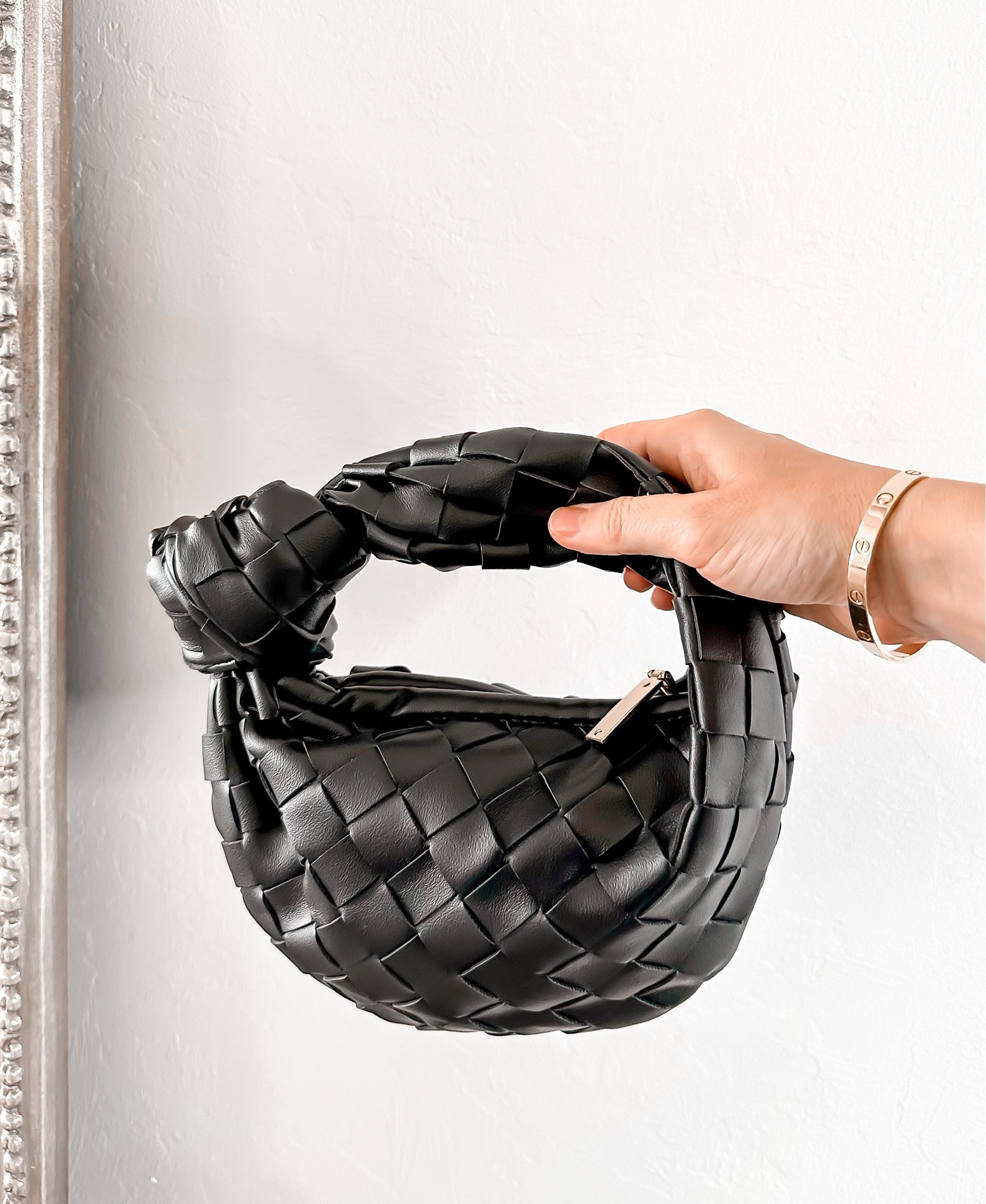 Marc Jacobs Bag
Black Boots
Gift Ideas 
#Itkstyletip #Itkseasonal #Itksalealert
#Itkunder50 #LTKfind
#LTKholiday #LTKamazon #LTKfall fall shoes amazon faves fall dresses travel finds Amazon favs Amazon finds


#LTKGiftGuide #LTKhome