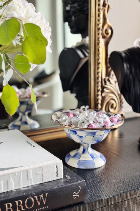 Royal Check Compote + candy kisses 💙


#LTKhome #LTKstyletip