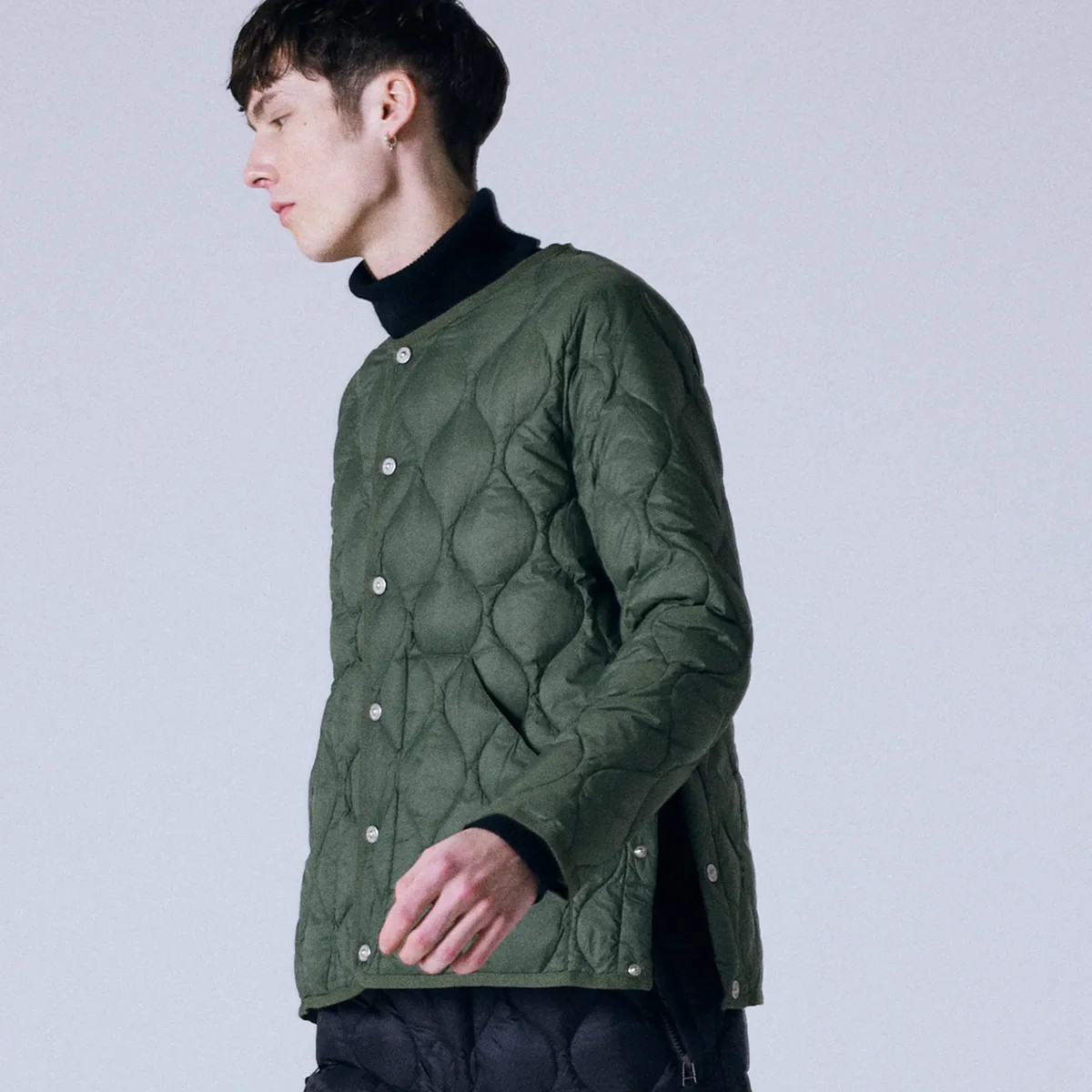 Unisex Military Crew Neck Down Jacket (Soft Shell) | TAION