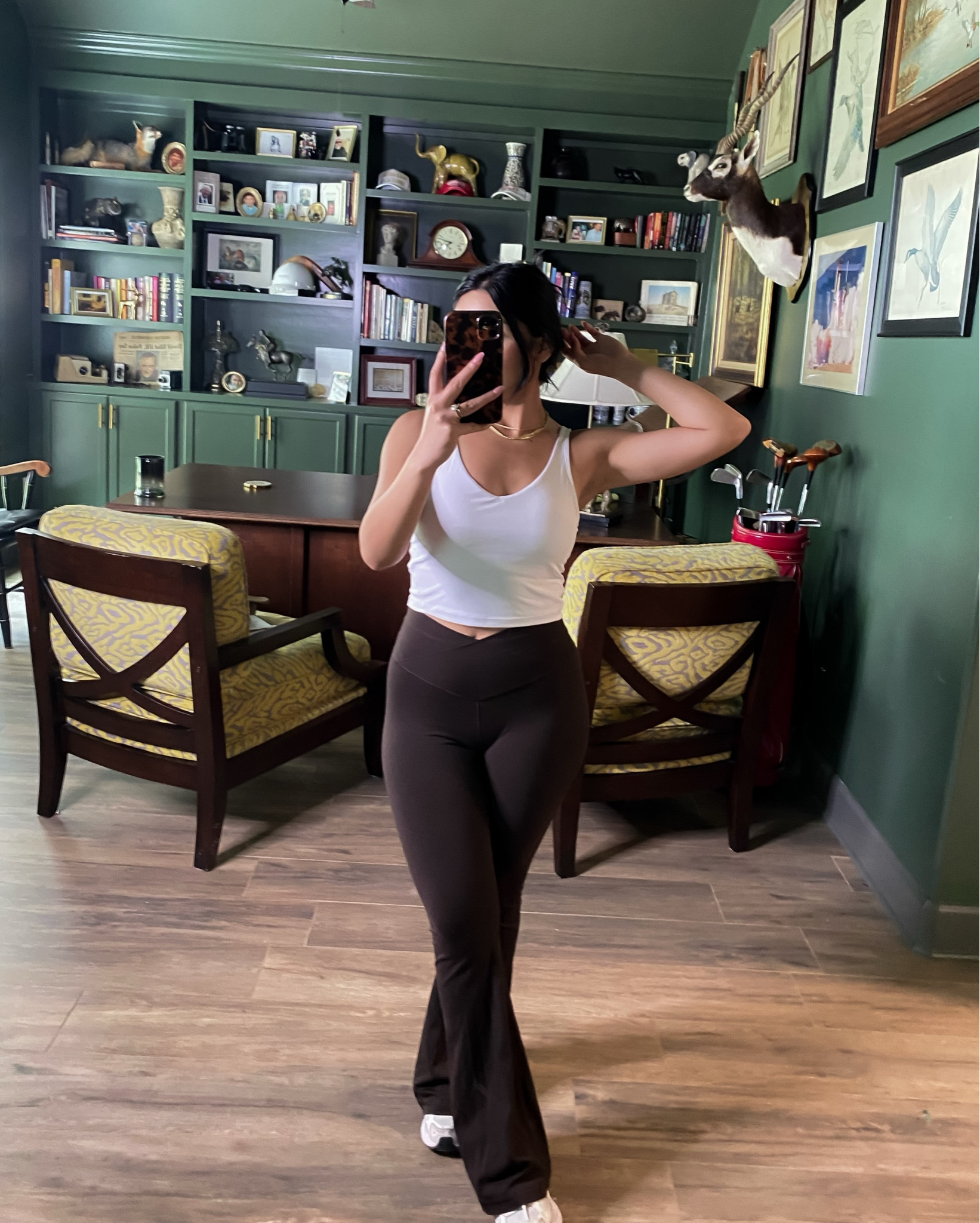 My go-to Amazon workout top + gold layering necklaces and these Aerie crossover waist flare leggings are always in my weekly rotation, buttery soft and so flattering.

⚡️The Amazon top is currently on sale for $22.99 and ships Prime Overnight — I’d grab it while it’s marked down.

#amazonworkouttop #workout #leggings #flaredleggings #errandsoutfit #activewear #workouttanktop 

#LTKActive #LTKFindsUnder50 #LTKSaleAlert