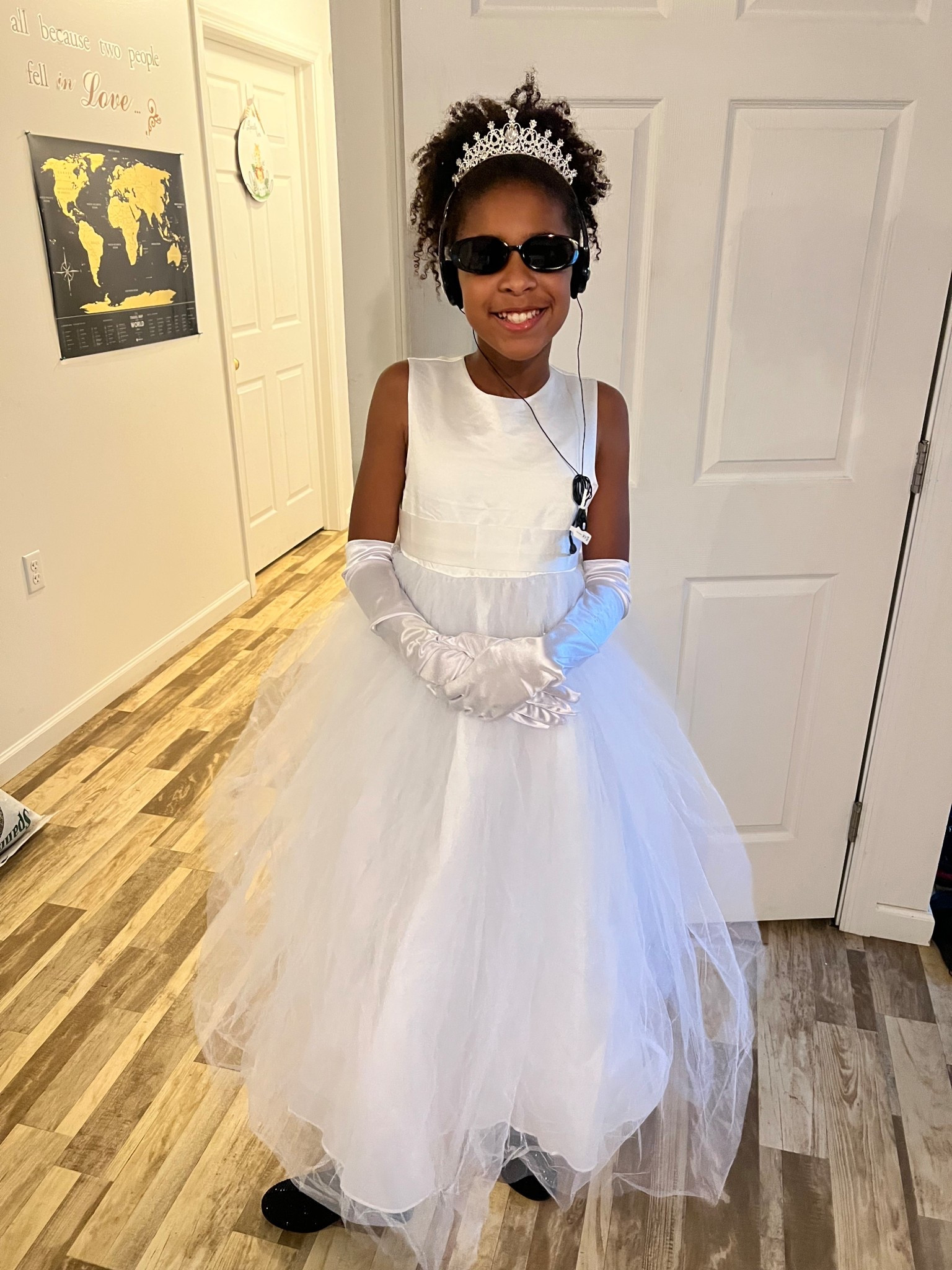 When all the millennials know exactly who you are 🤩😎

#LTKSeasonal #LTKHoliday #LTKKids