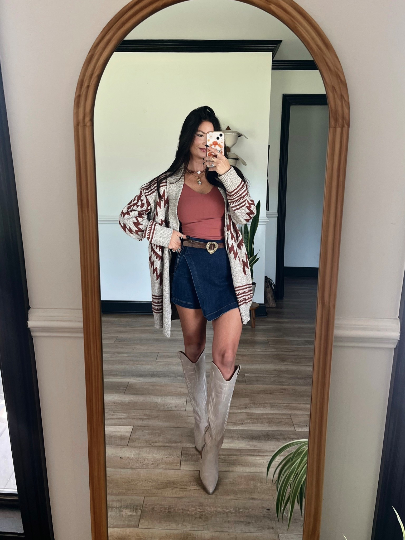 Restock on my seamless bodysuit! Wearing a/m

#LTKFindsUnder50 #LTKootd #LTKSeasonal