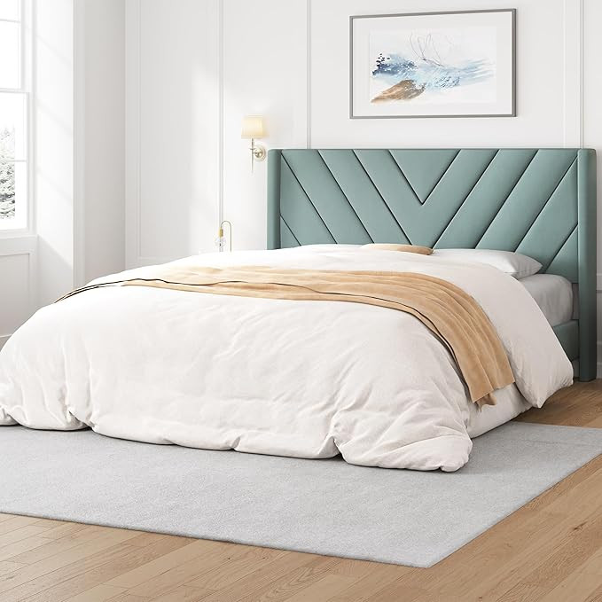Yaheetech Queen Bed Frame Upholstered Platform Bed with Wing Side/Wooden Slat Support/Tufted Head... | Amazon (US)