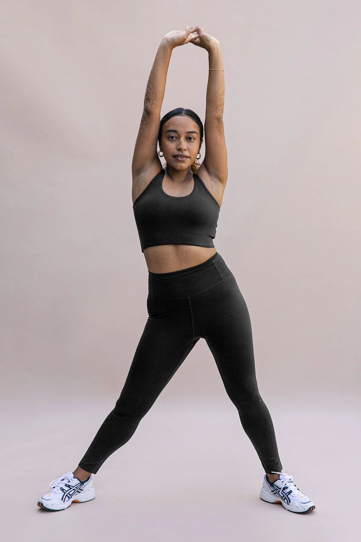 Black FLOAT Ultralight Legging | Girlfriend Collective