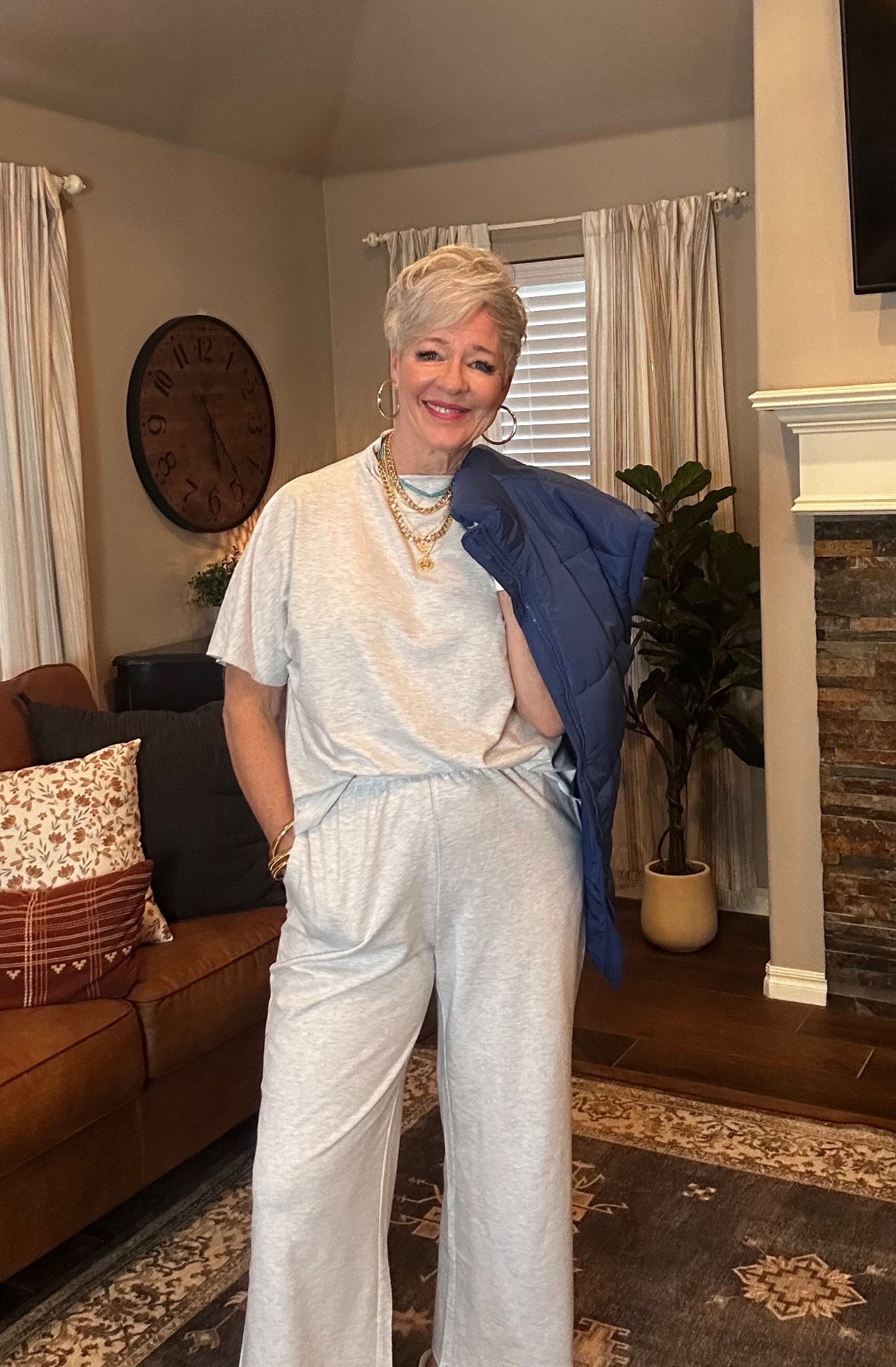 👉🏻 One of my favorite sets is on sale this week 🏷️
👉🏻 this set is light weight and so soft, great for any occasion 💯

#LTKOver40 #LTKSaleAlert #LTKFindsUnder50