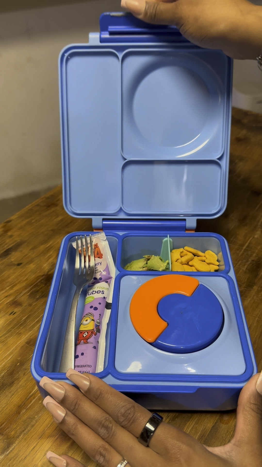 #simplelunchideas #schoollunch #easyschoollunches #realisticlunchesforkids #omielunchbox #ideasforschoollunch #kindergartenlunchideas 

#LTKFamily #LTKKids