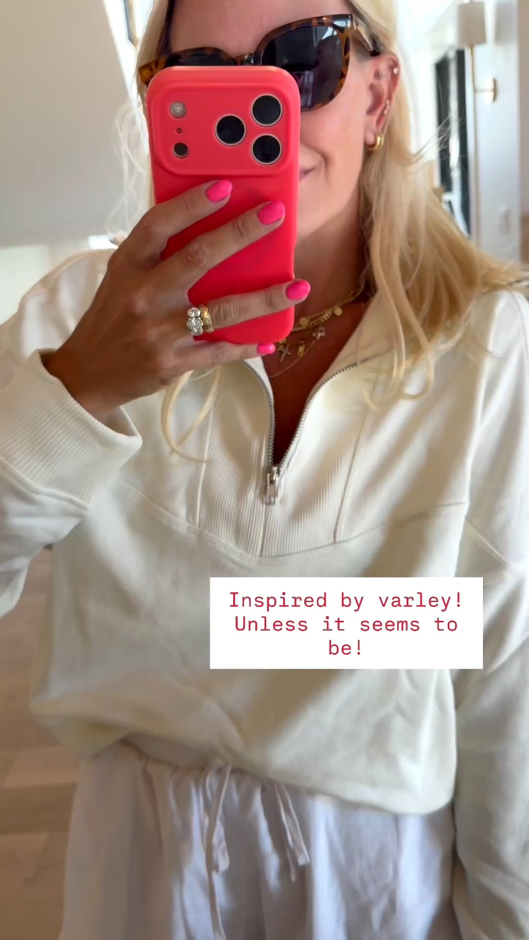 So impressed by this top! Feels like Varley!
