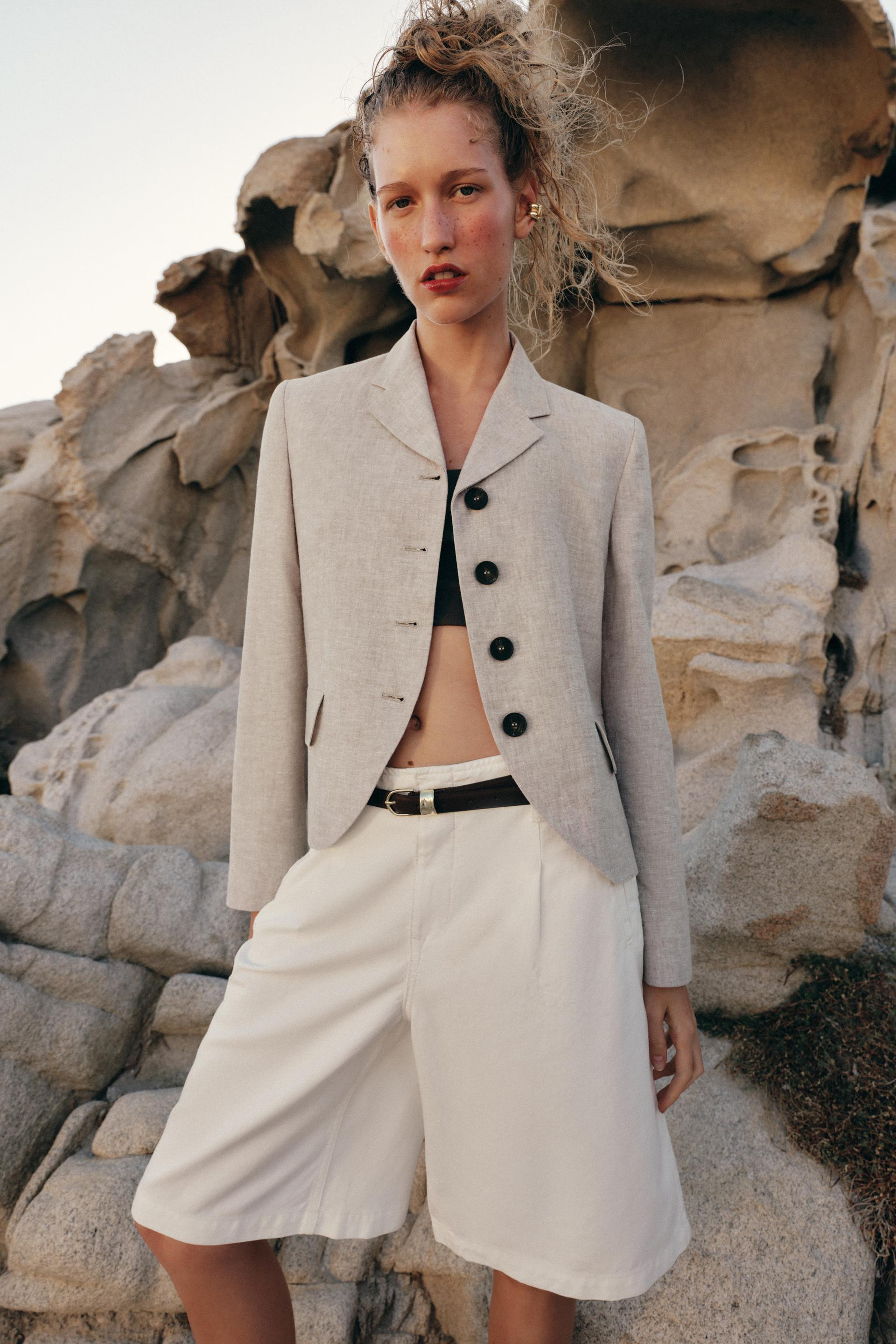 STRAIGHT CUT LINEN BLAZER WITH DARTS | Zara US