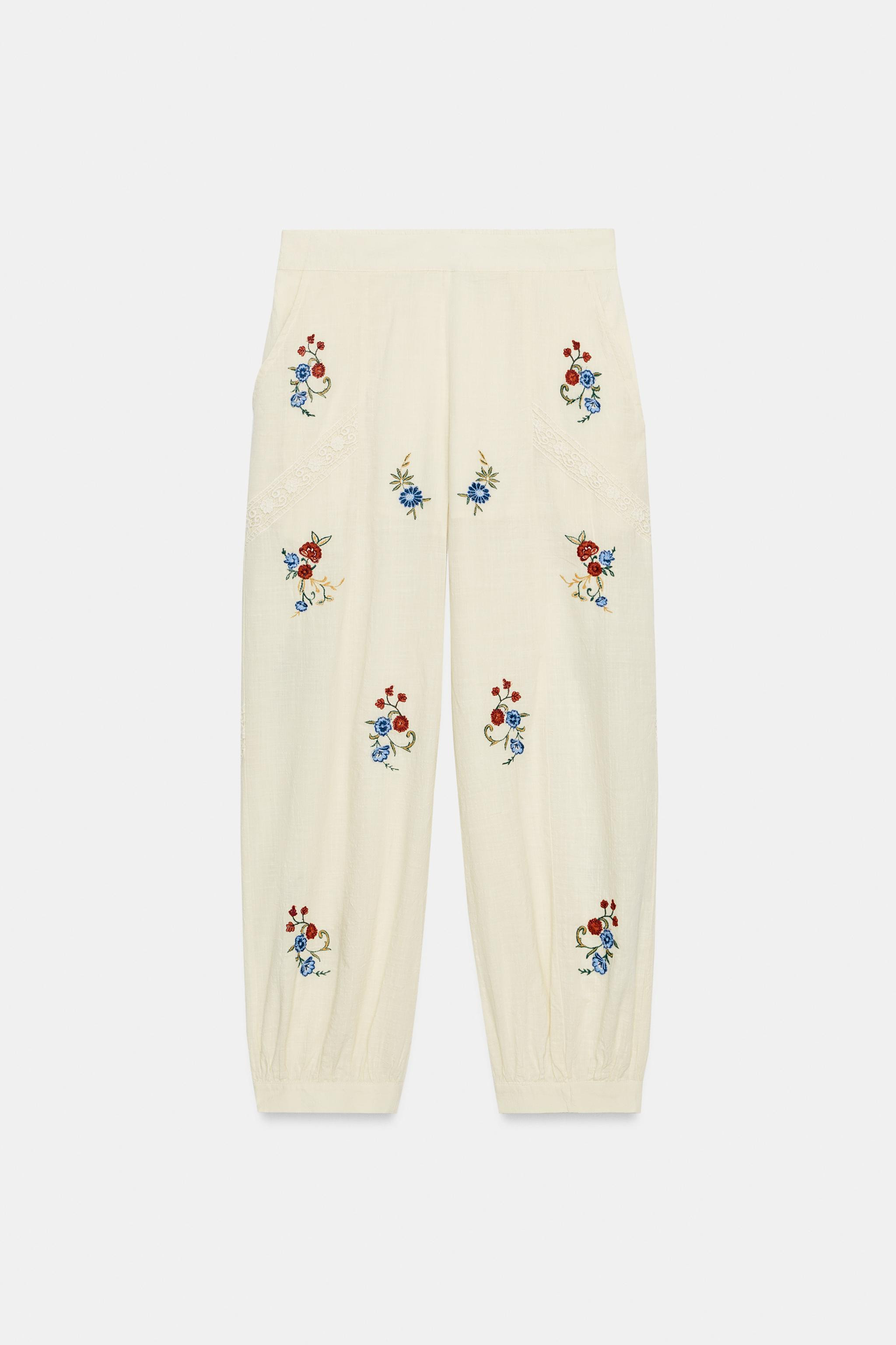 Mid-rise pants with an elasticized waistband at the back. Front pockets. Tonal lace trim detailin... | Zara US