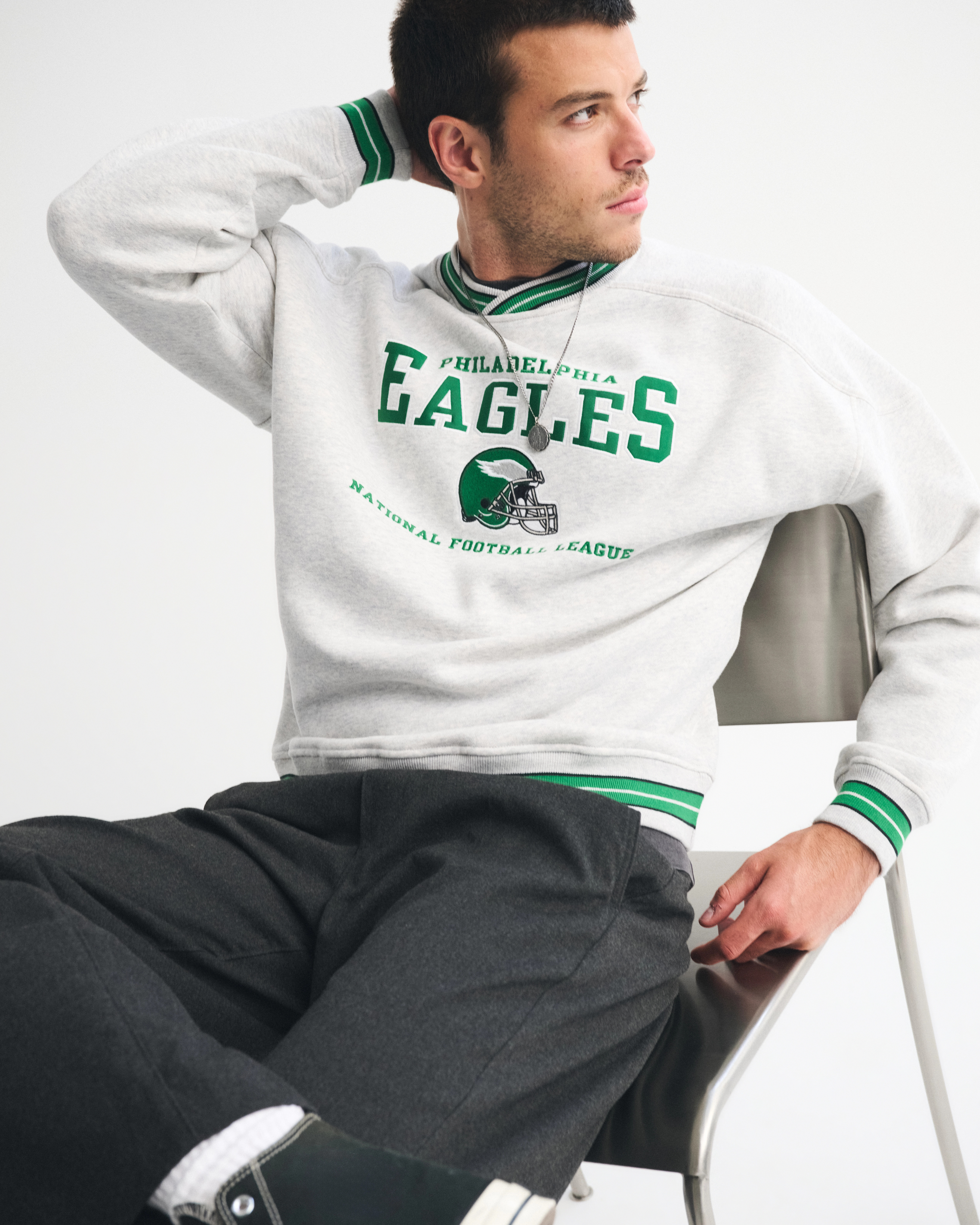 Philadelphia Eagles Graphic Crew Sweatshirt | Abercrombie & Fitch (US)