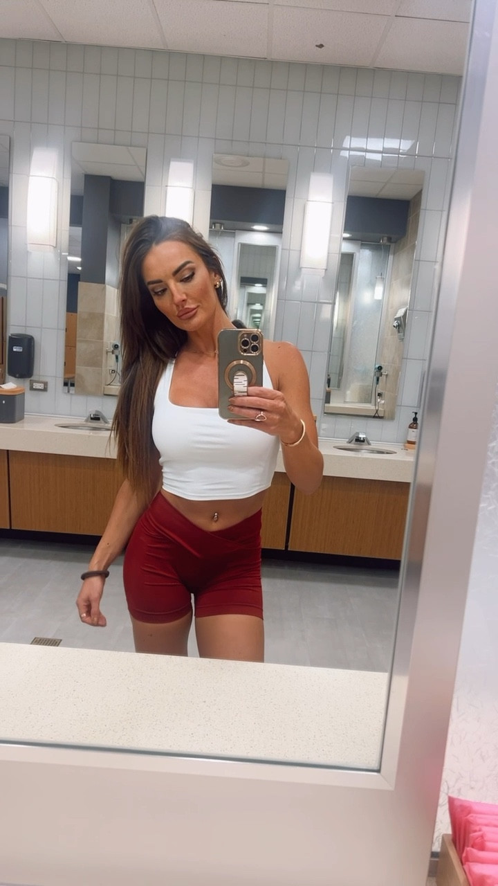 Another amazon obsession! My guilty pleasure is finding the best workout sets that are super affordable. Check this one out! I got size S for bottoms and size M for top  

#LTKfitness #LTKstyletip #LTKVideo