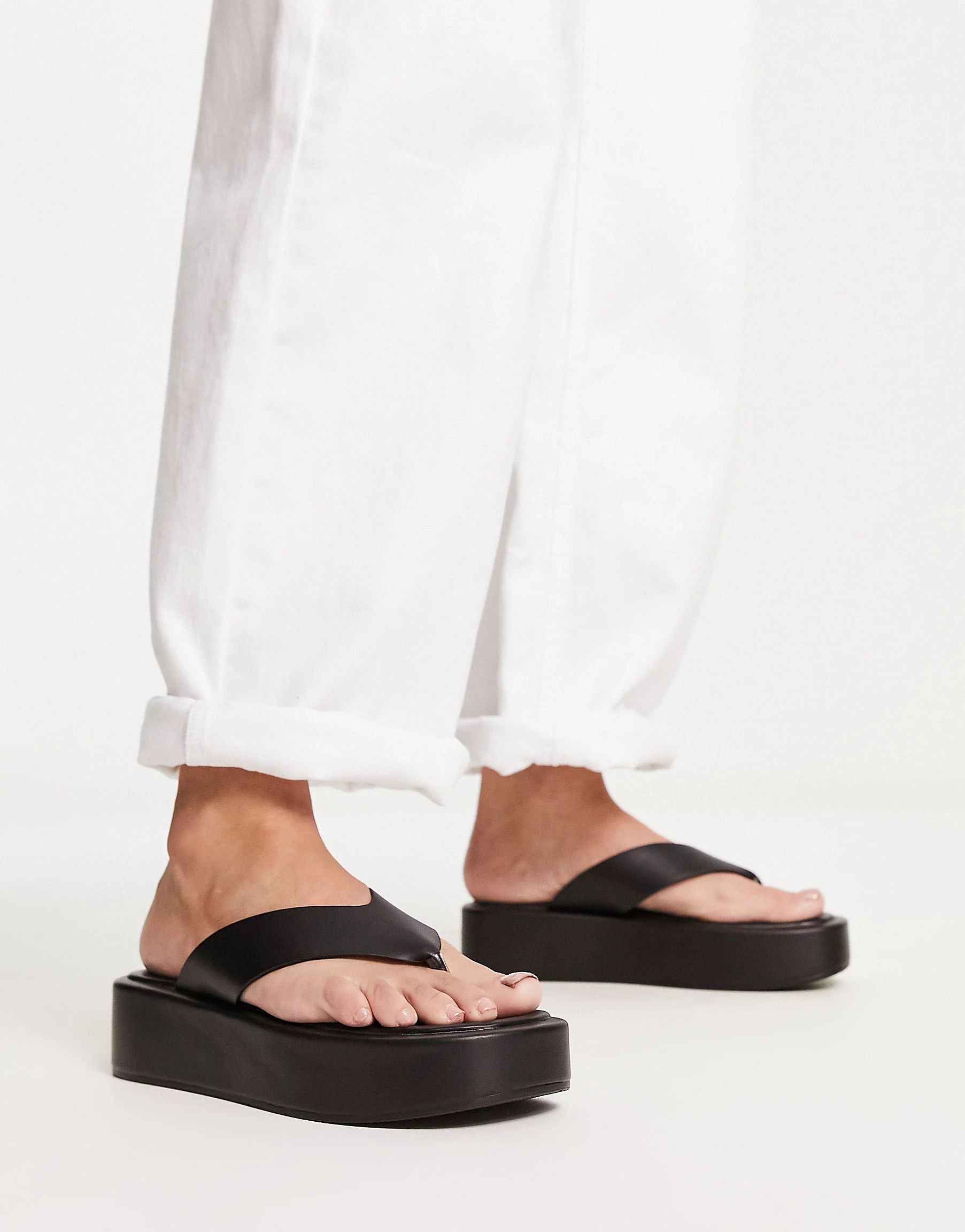 Truffle Collection flatform toe thong sandals in black | ASOS (Global)