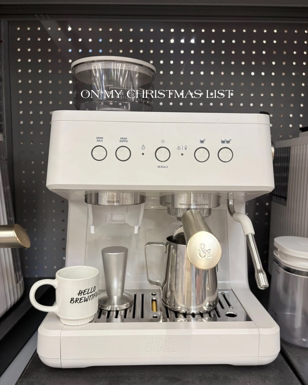 This espresso machine is such a great Christmas gift idea 💡