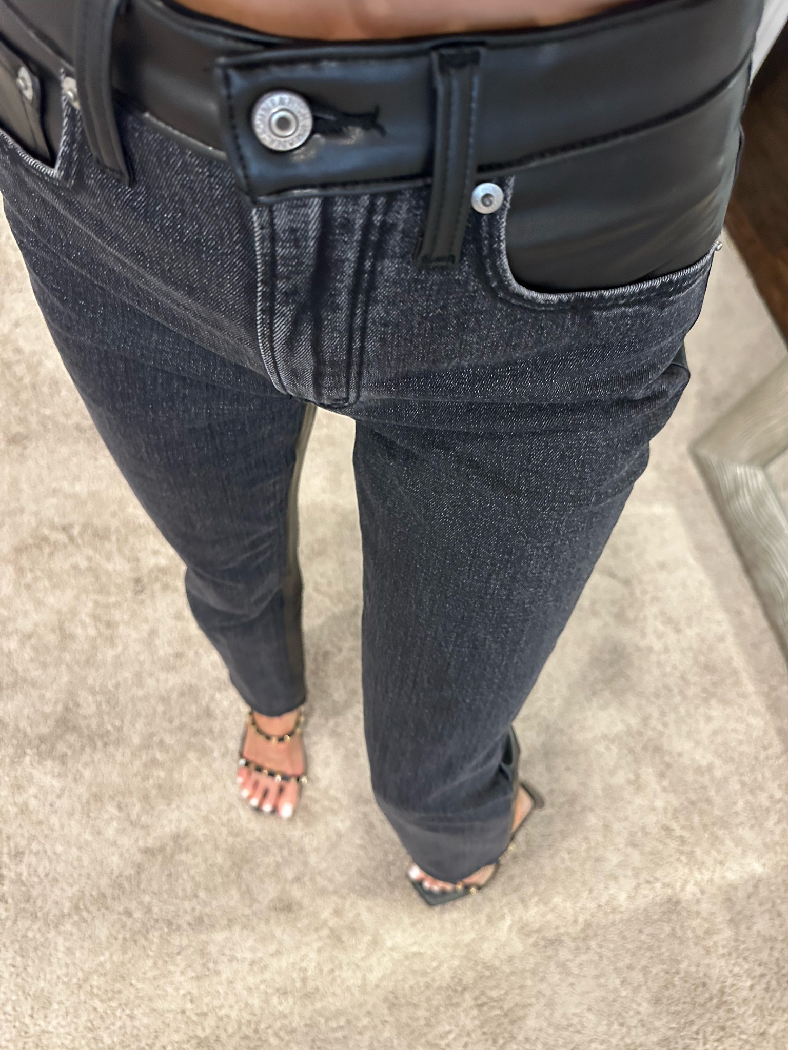 Black ankle jeans petite friendly great for fall size 24 x short 

#LTKFindsUnder100 #LTKFindsUnder50