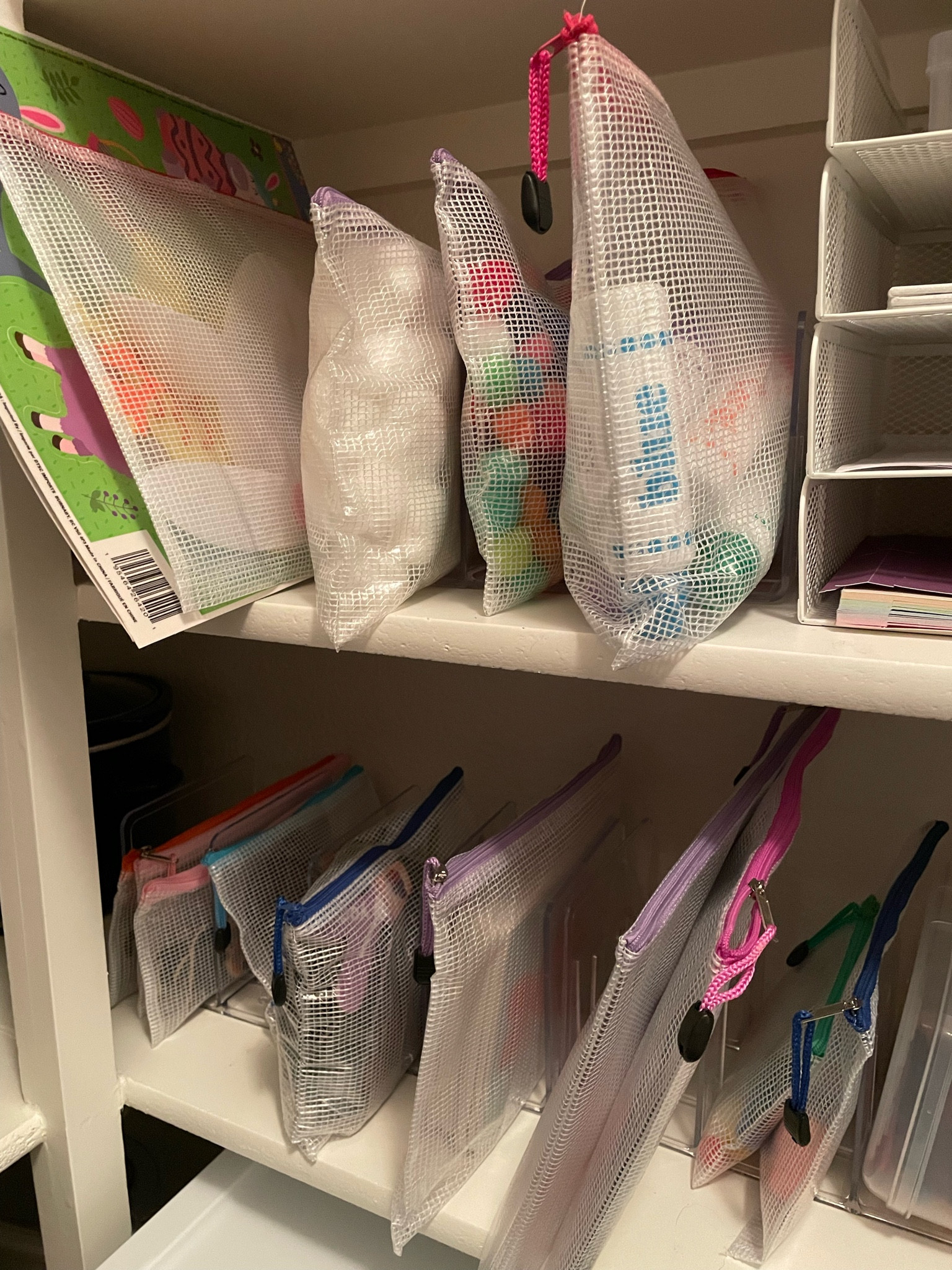 Sharing my favorite mesh bags’ we use them for everything but this is how I use them in our craft section! 
