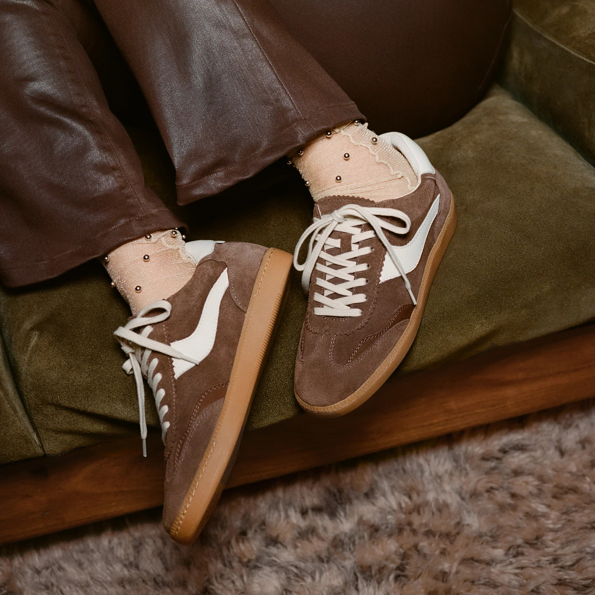 Notice Sneakers Dk Brown Suede | DolceVita.com