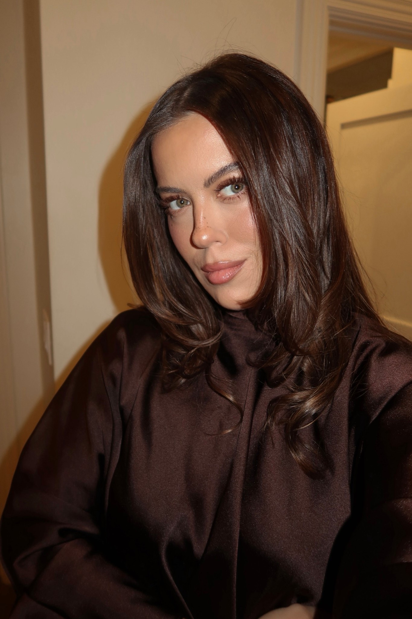 NYE makeup! 
nars concealer - honey
ND concealer - RN3
rhode blush - tan line
patrick ta blush - she goes to the gym + she’s blushing 
waterproof liner - endless cacao
reg liner - limitless brown



#LTKBeauty #LTKSaleAlert #LTKFindsUnder100