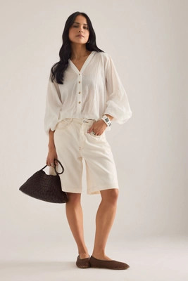 The Adi Mid-Rise Relaxed Shorts by Pilcro | Anthropologie (UK)