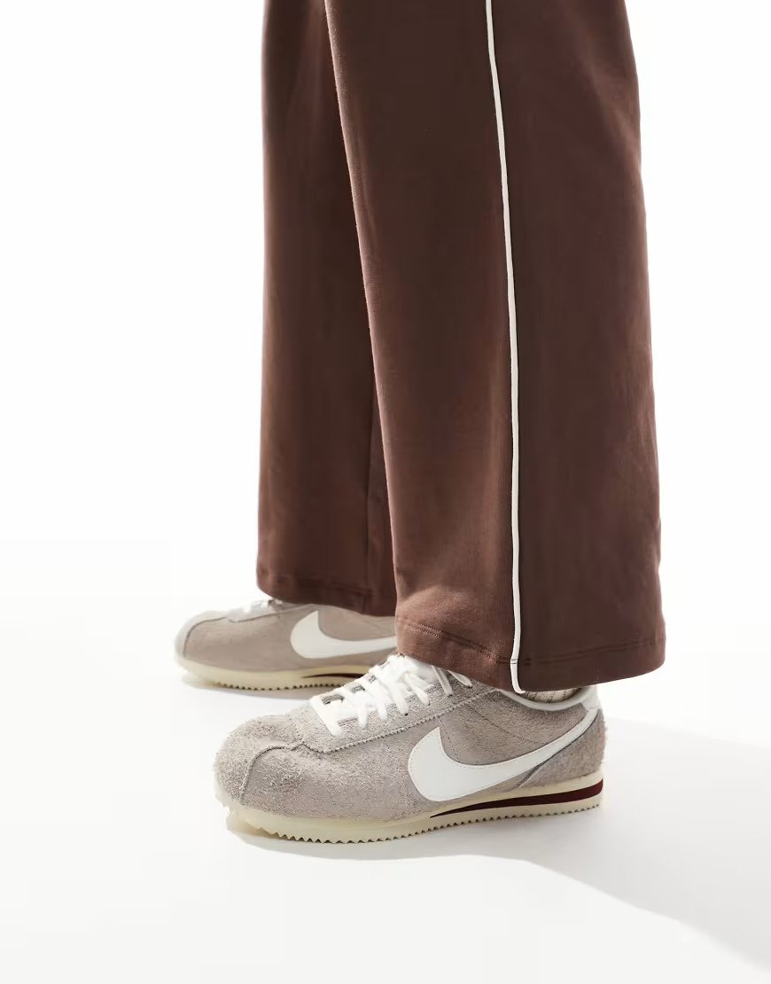 Nike Cortez suede sneakers in gray and white | ASOS (Global)