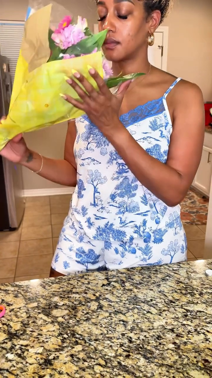 You don’t have to wait on anyone to treat you. Start with the smallest acts of self- love..
Start with you! 

#softlifeseason #solodatevibes #traderjoesfinds #selfcarerituals #flowersforme #intentionalliving #beautyinthelittlethings #selflovejourney

#LTKHome #LTKBeauty #LTKStyleTip