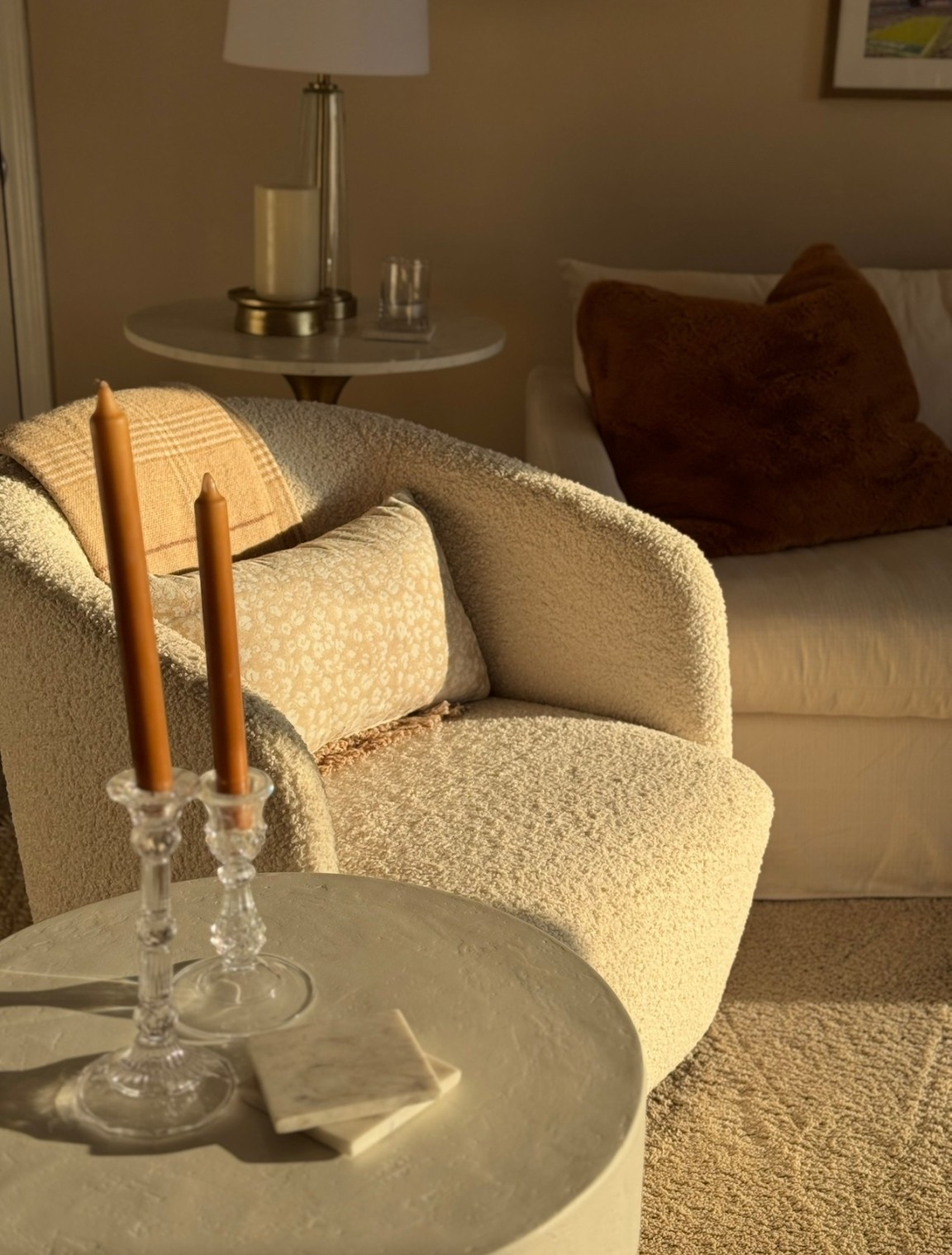 Fall into comfort.



#LTKSeasonal #LTKHome #LTKStyleTip