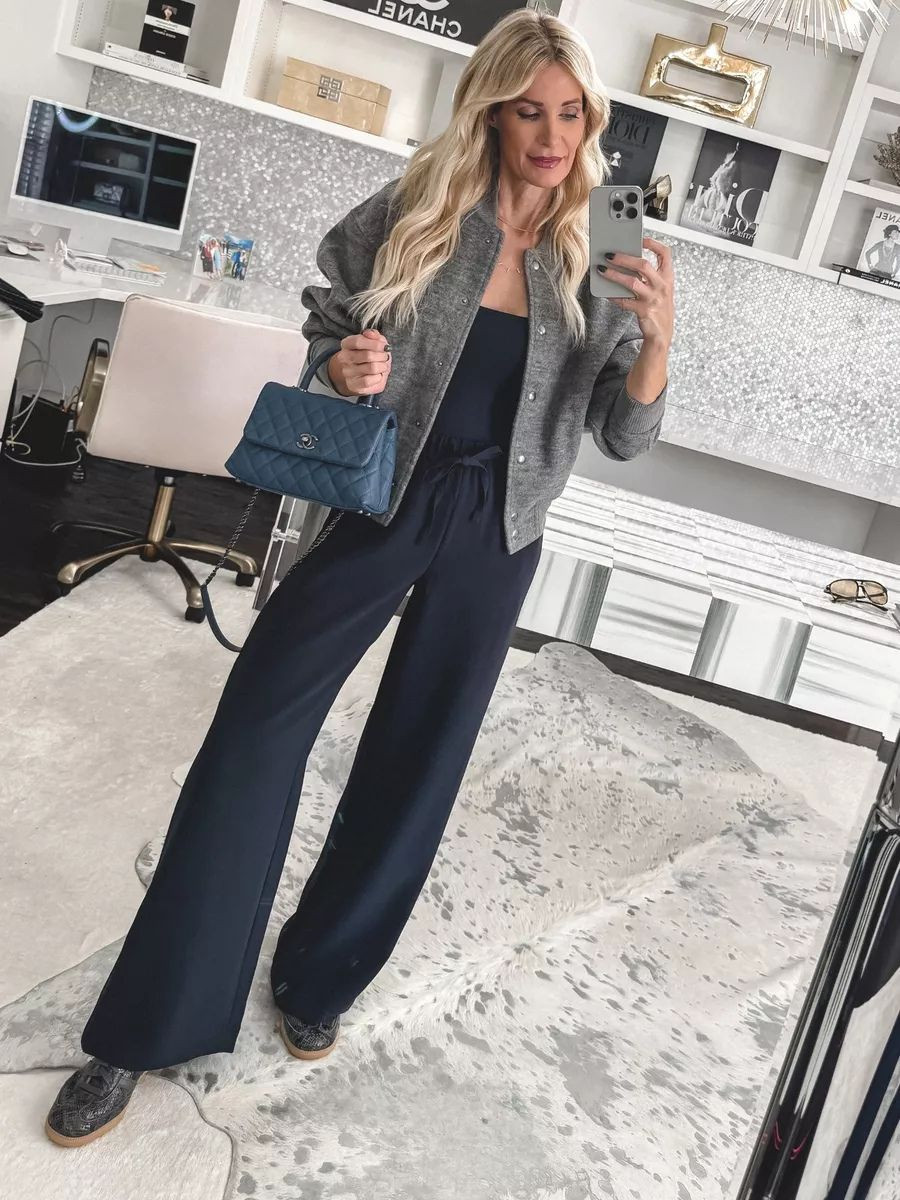 These viral Aritzia pants deserve ALL the hype 👏 Incredibly comfortable yet so chic—hands down the perfect travel pant. They come in tons of colors, are wrinkle-free (I took them straight out of the box and not a single wrinkle 😳), and they seriously feel amazing on. ✔️ Elastic waist ✔️ Pockets (always a win) ✔️ Perfect length — I’m 5’4” ✔️ Polished enough to dress up, comfy enough to wear all day I truly cannot say enough good things about these pants. Highly recommend. They run true to size — I’m wearing an XS. If you travel a lot or just want an elevated everyday pant, these are IT. ✨ 

 

#LTKootd #LTKOver40 #LTKFindsUnder100