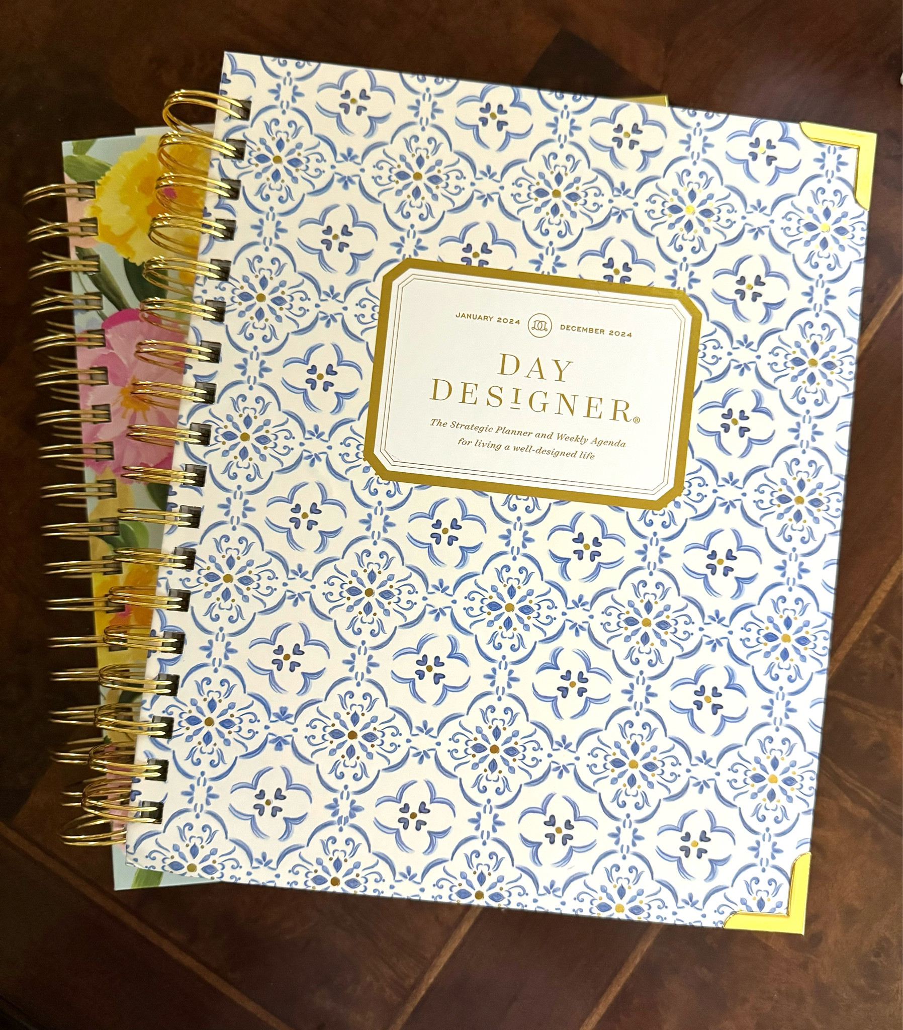 The planner I’ve used for the past 4 years is 25% off!  

#LTKfindsunder100 #LTKCyberWeek #LTKsalealert