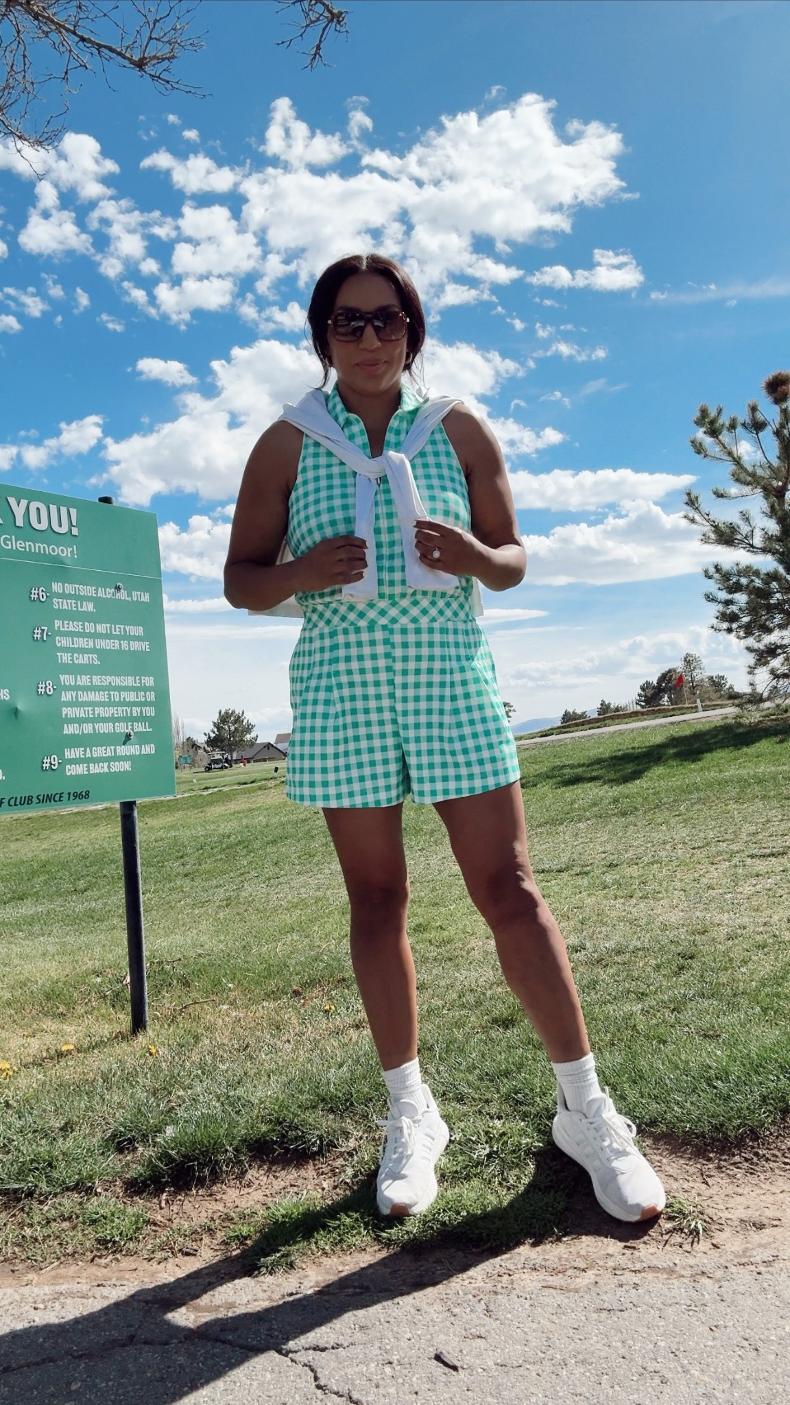 The best outfit pic I got 😅 Size M (runs a bit big)! 

#LTKMidsize #LTKootd #LTKmomlife